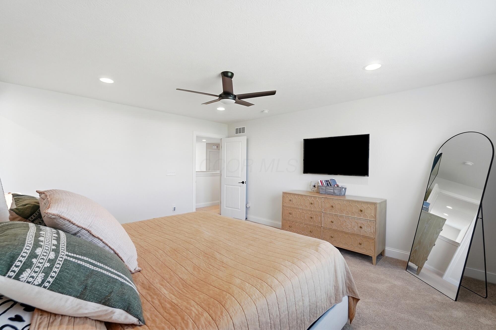 39 Bluestone Lane Property Photo 50