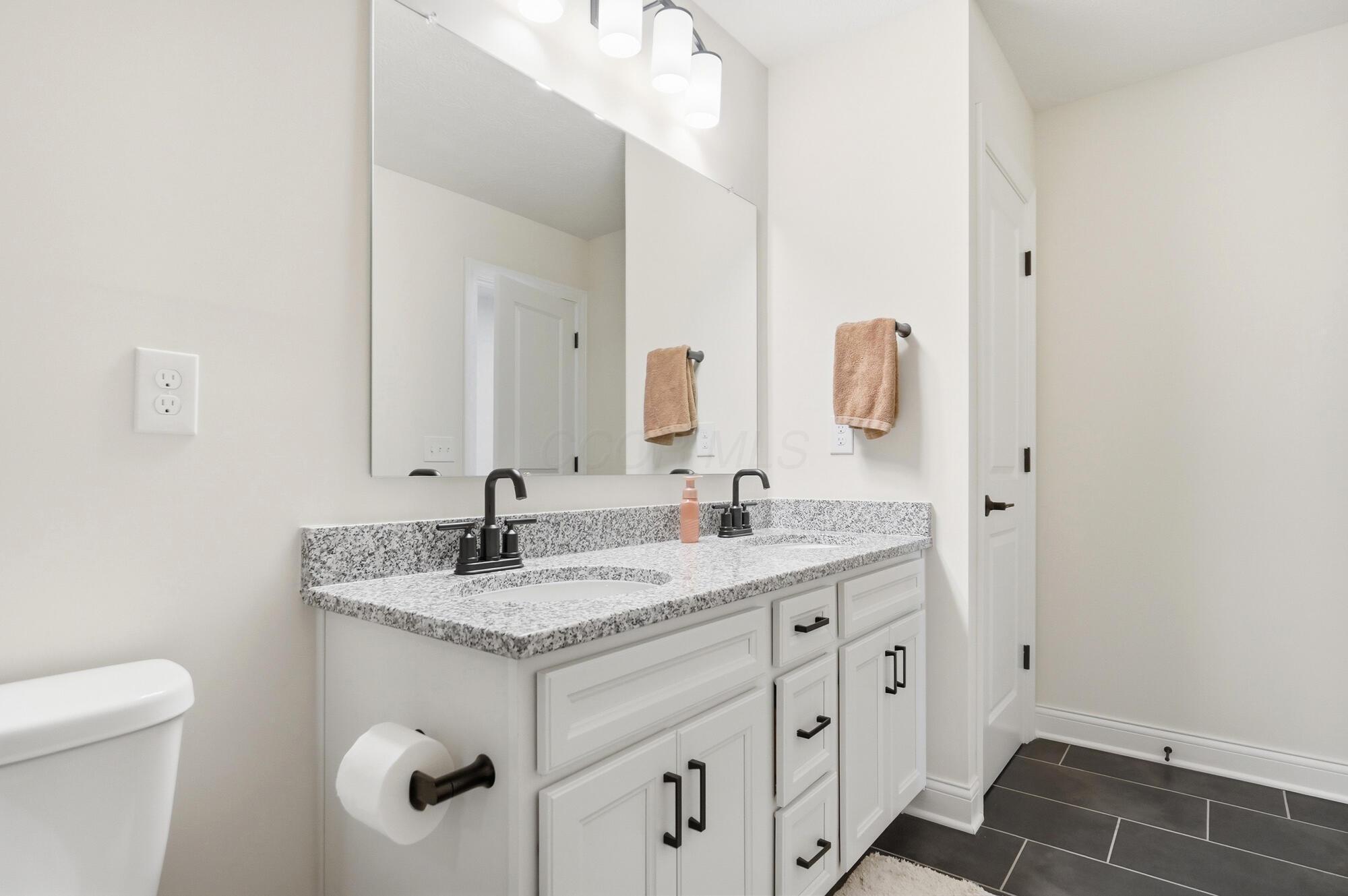 39 Bluestone Lane Property Photo 69