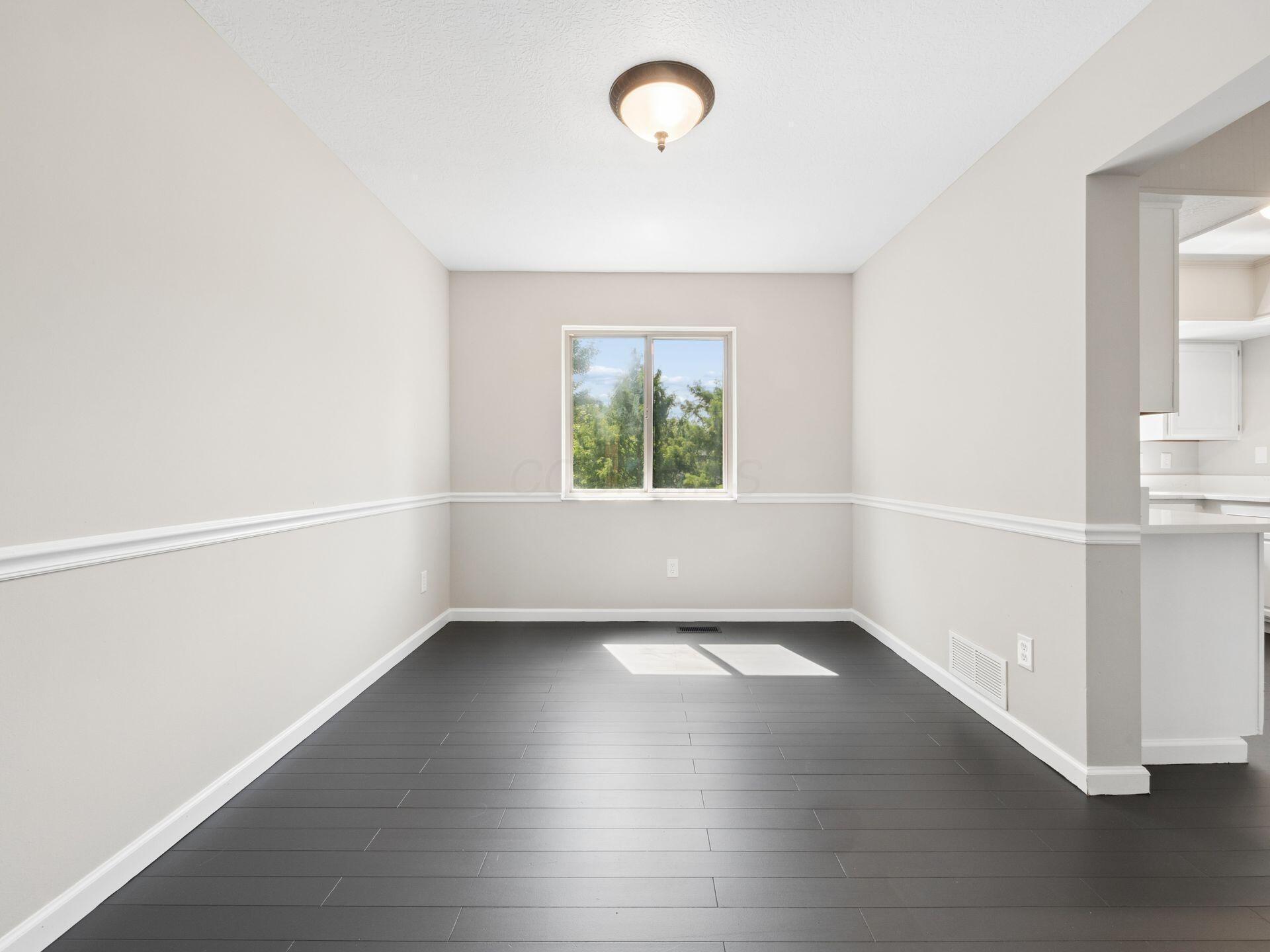 391 Glenside Lane Property Photo 15