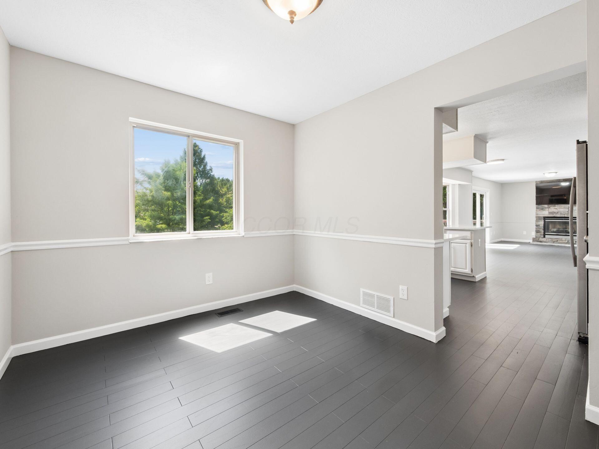 391 Glenside Lane Property Photo 17