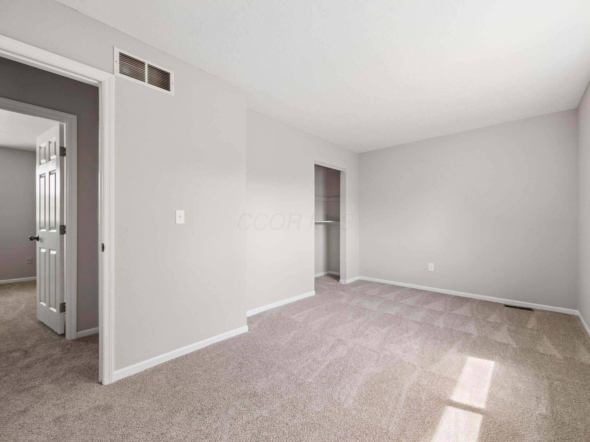 391 Glenside Lane Property Photo 41