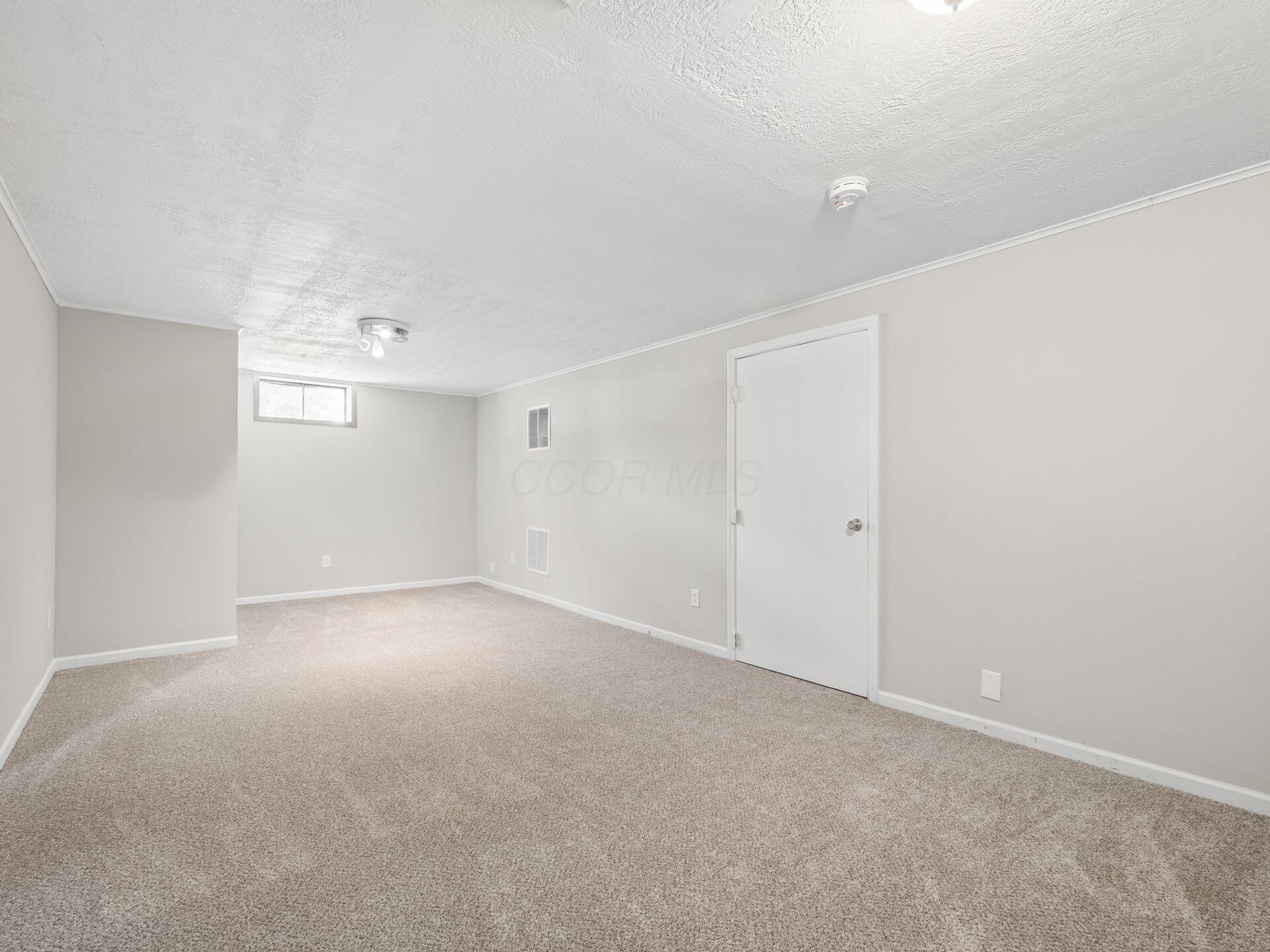 391 Glenside Lane Property Photo 46