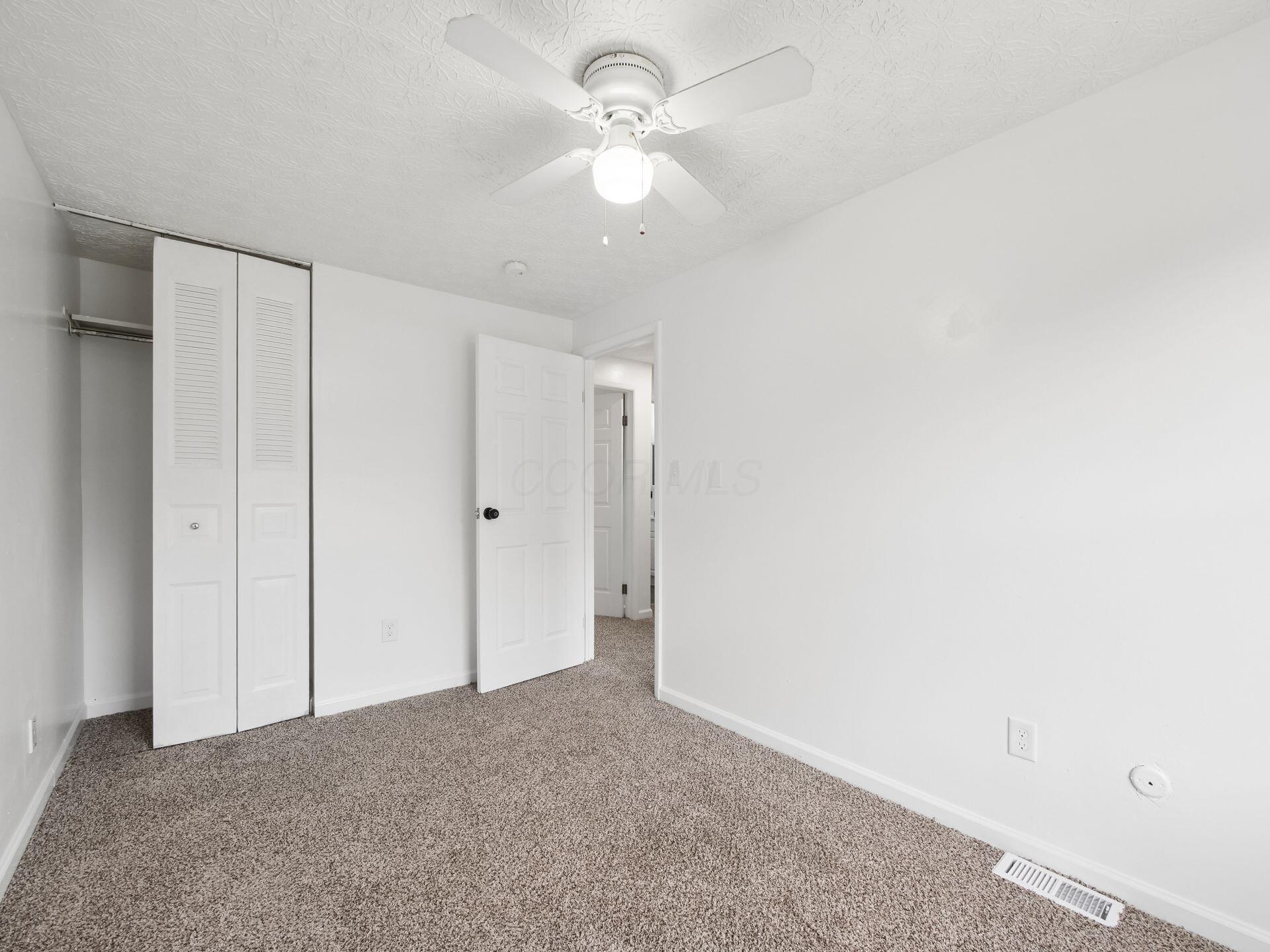 8976 Canoe Drive Property Photo 10