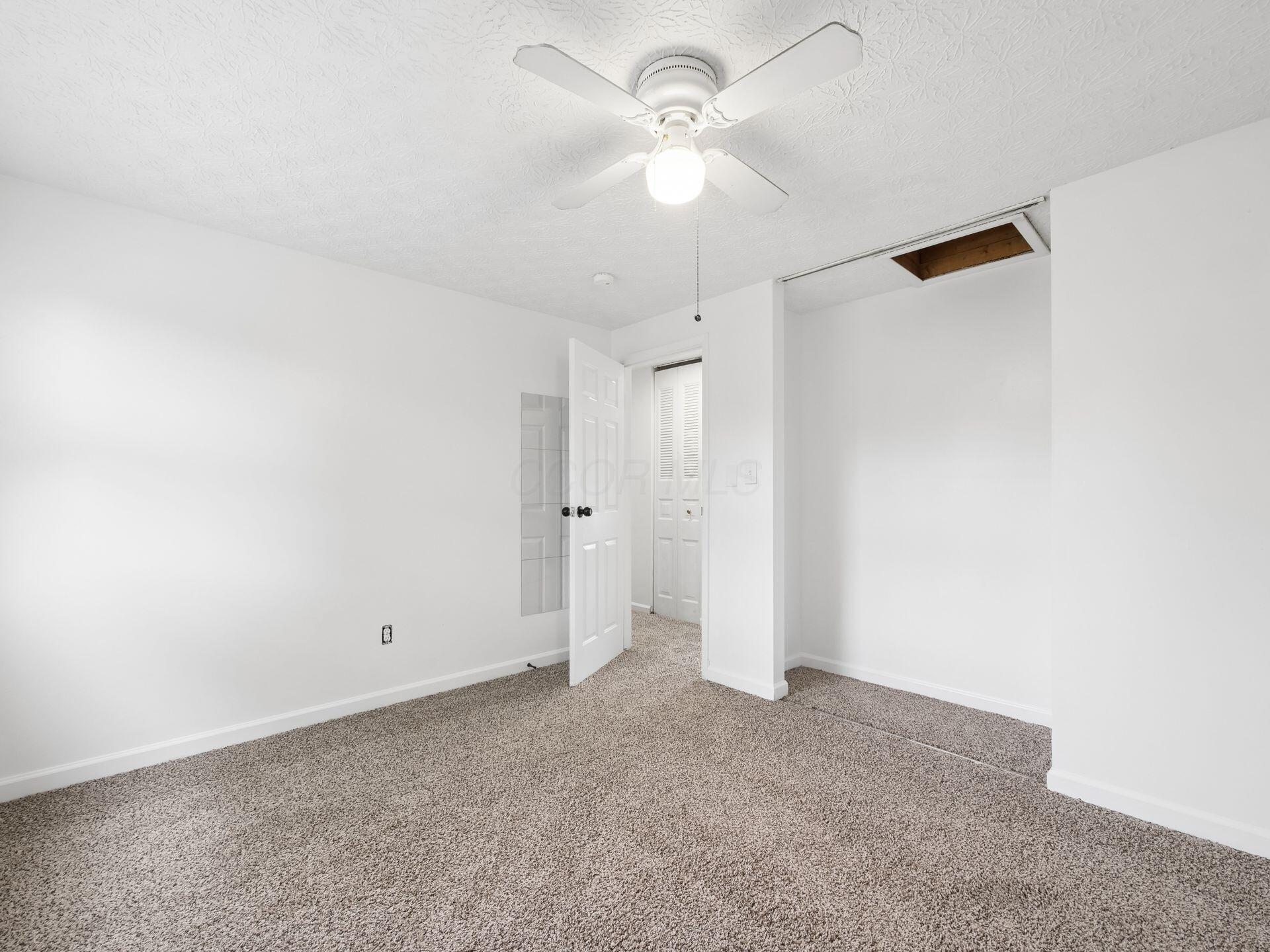 8976 Canoe Drive Property Photo 13