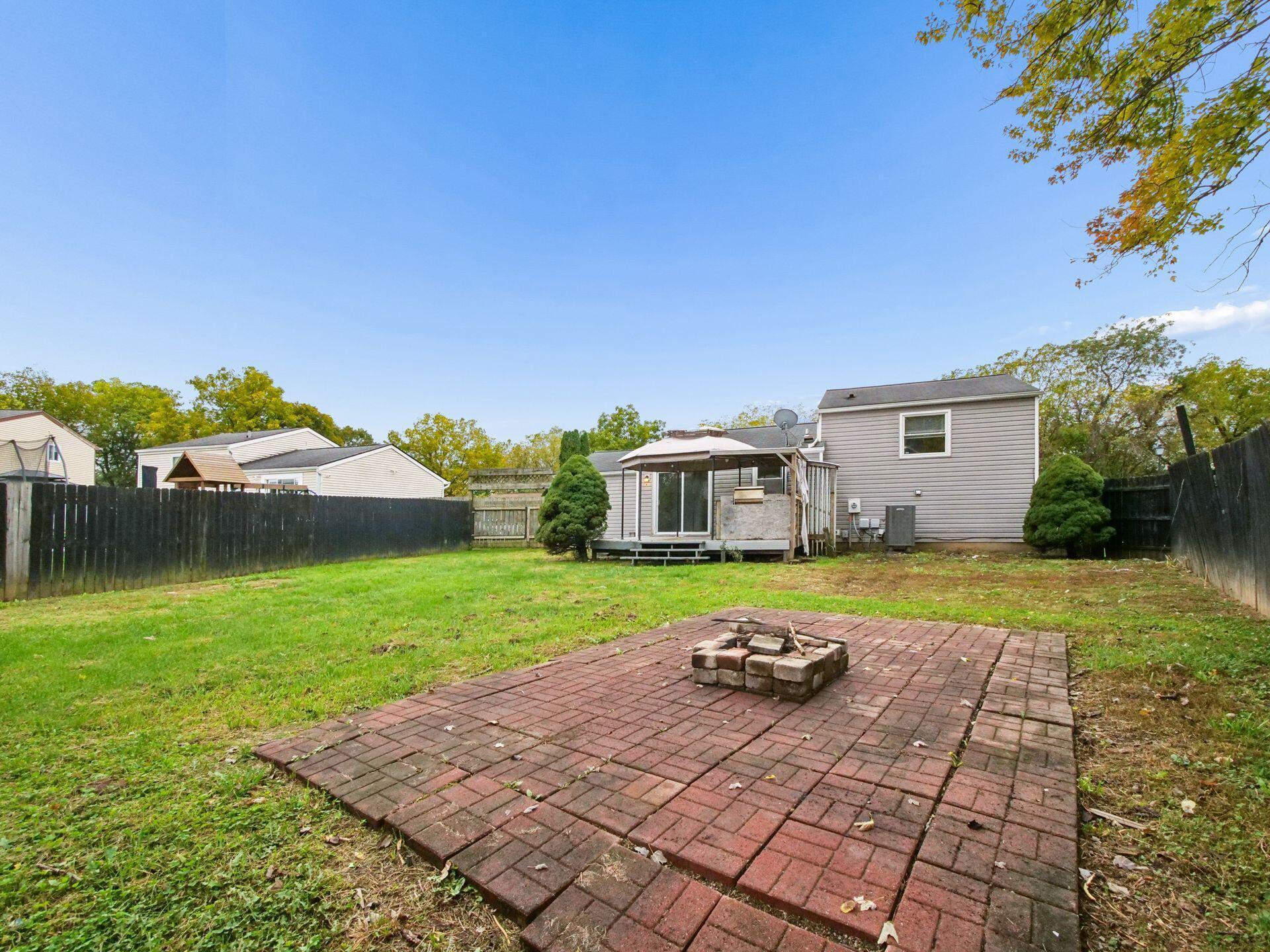 8976 Canoe Drive Property Photo 25