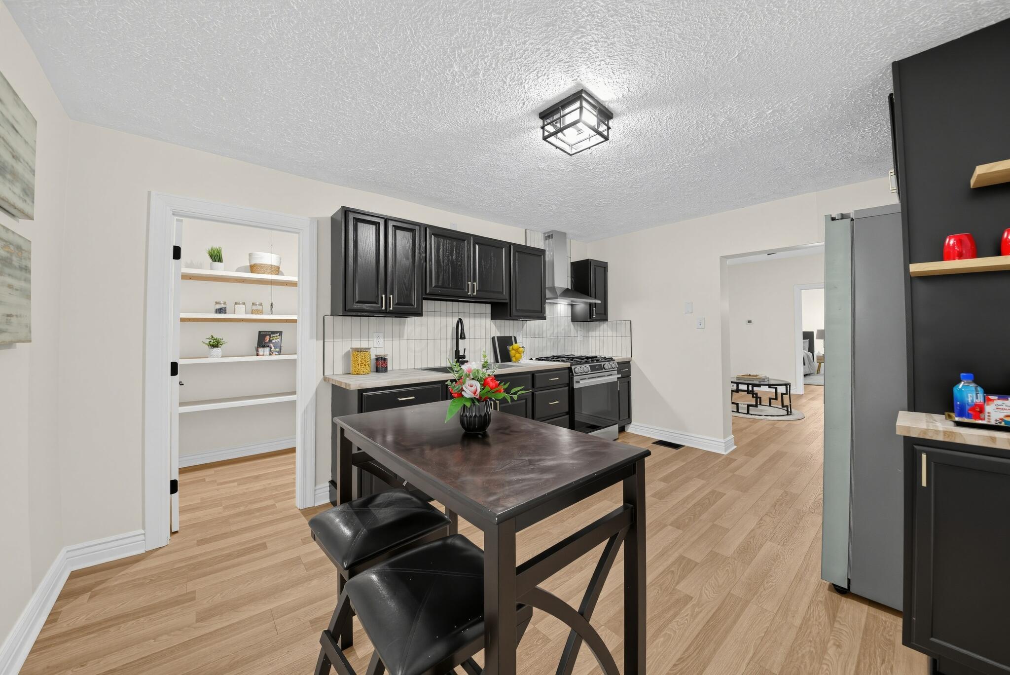 155 Hanover Street Property Photo 8