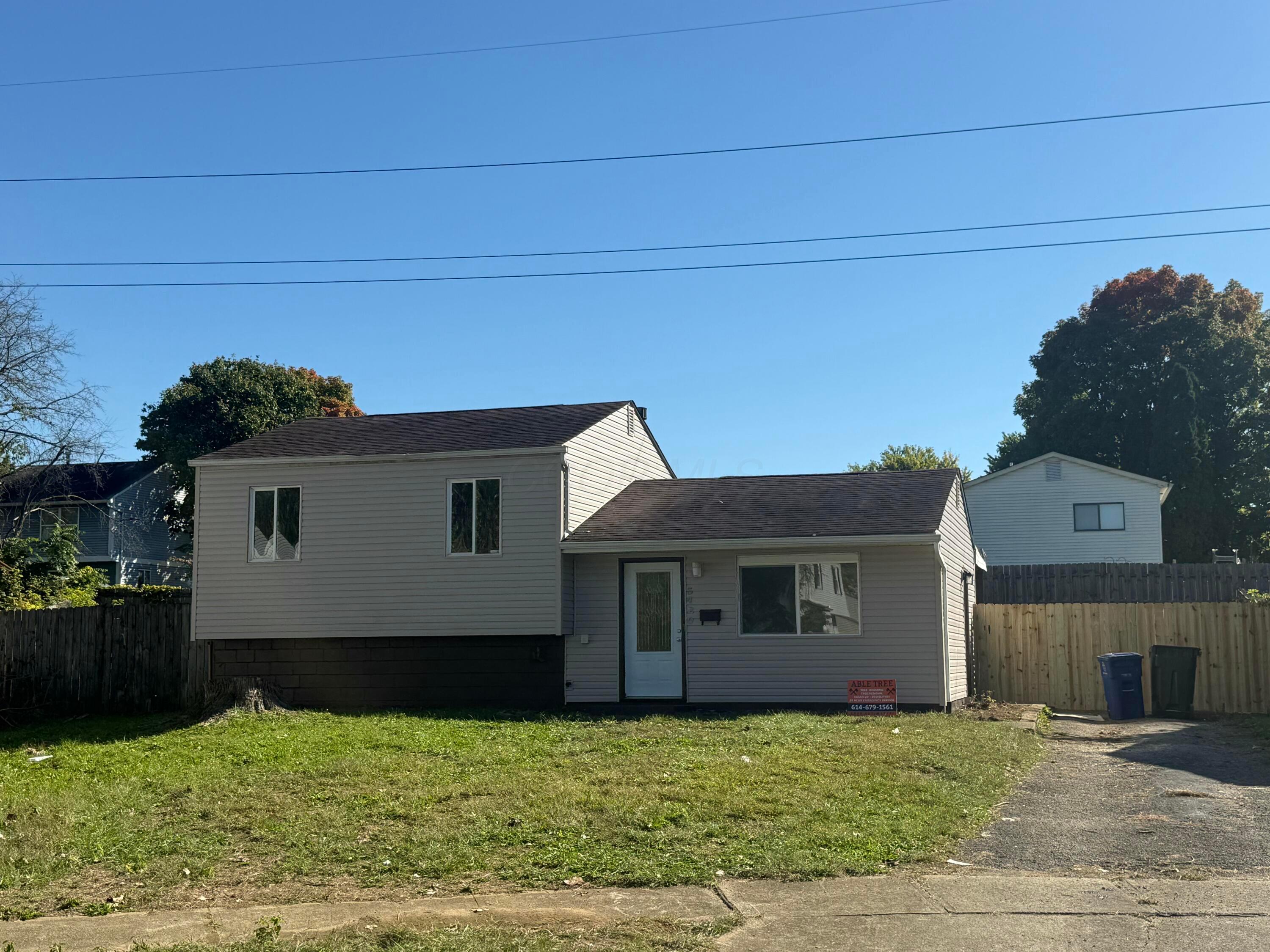5420 Centner Lane Property Photo 1