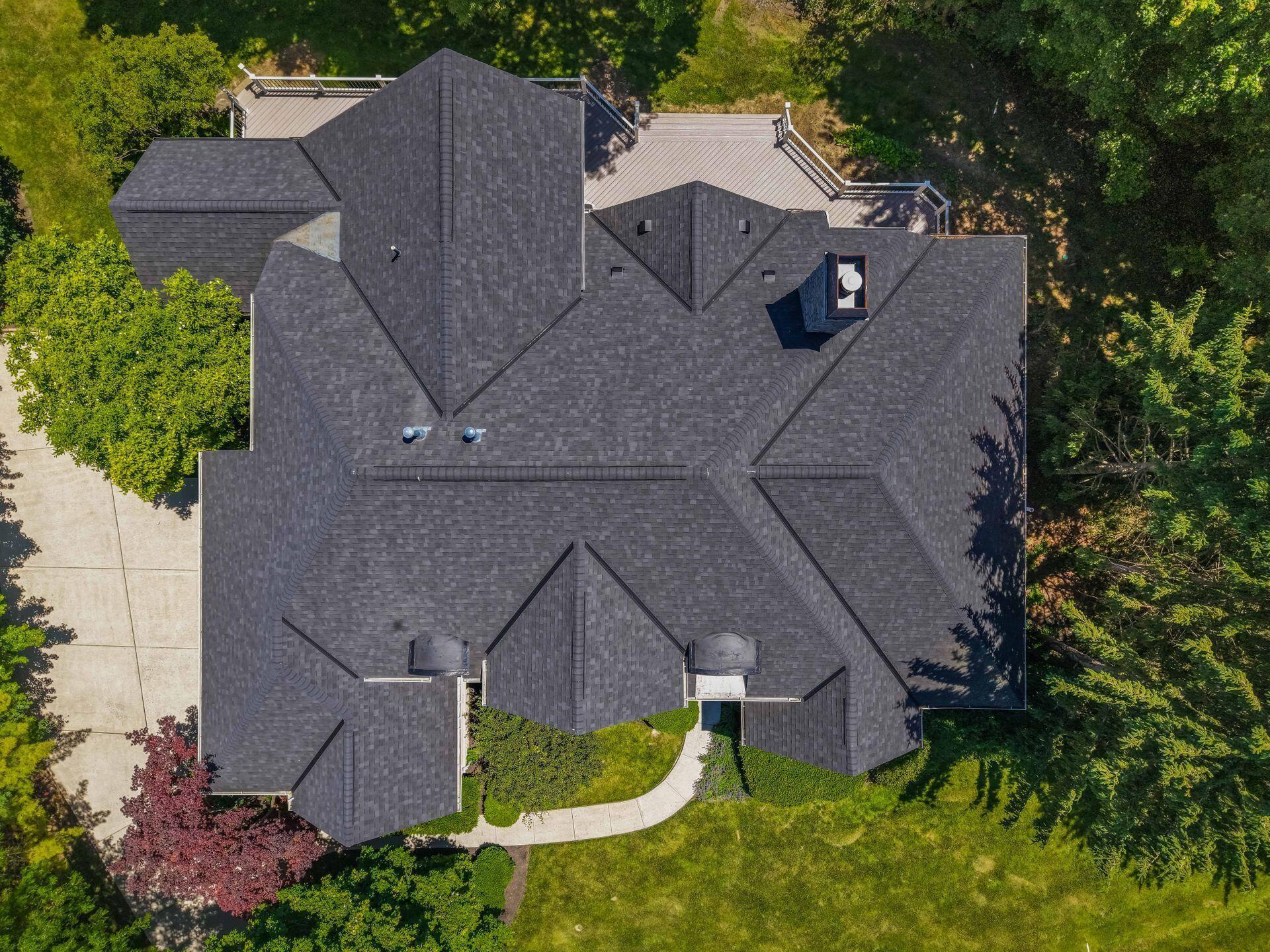 10493 Forest Glen Place Property Photo 4