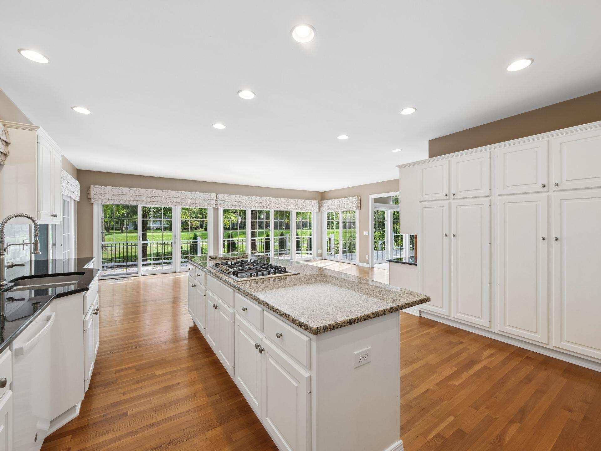 10493 Forest Glen Place Property Photo 13