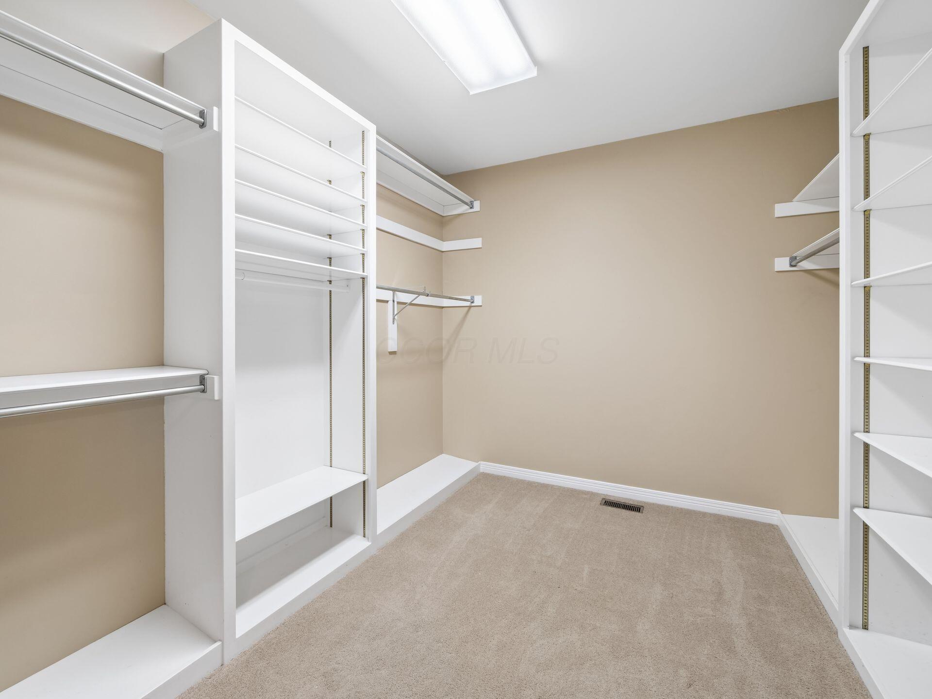 10493 Forest Glen Place Property Photo 22