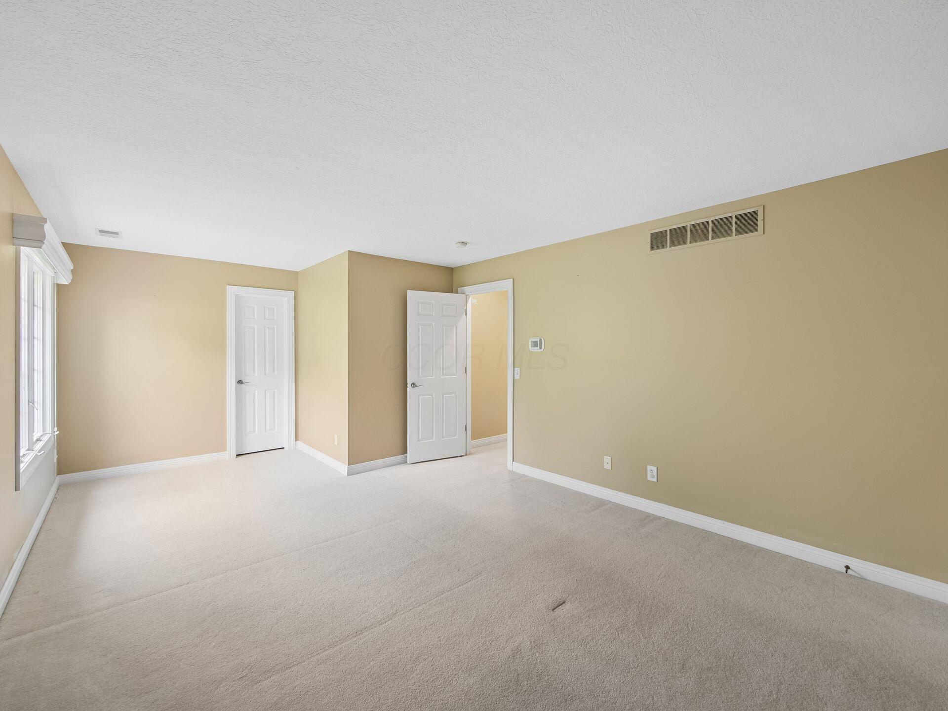 10493 Forest Glen Place Property Photo 29