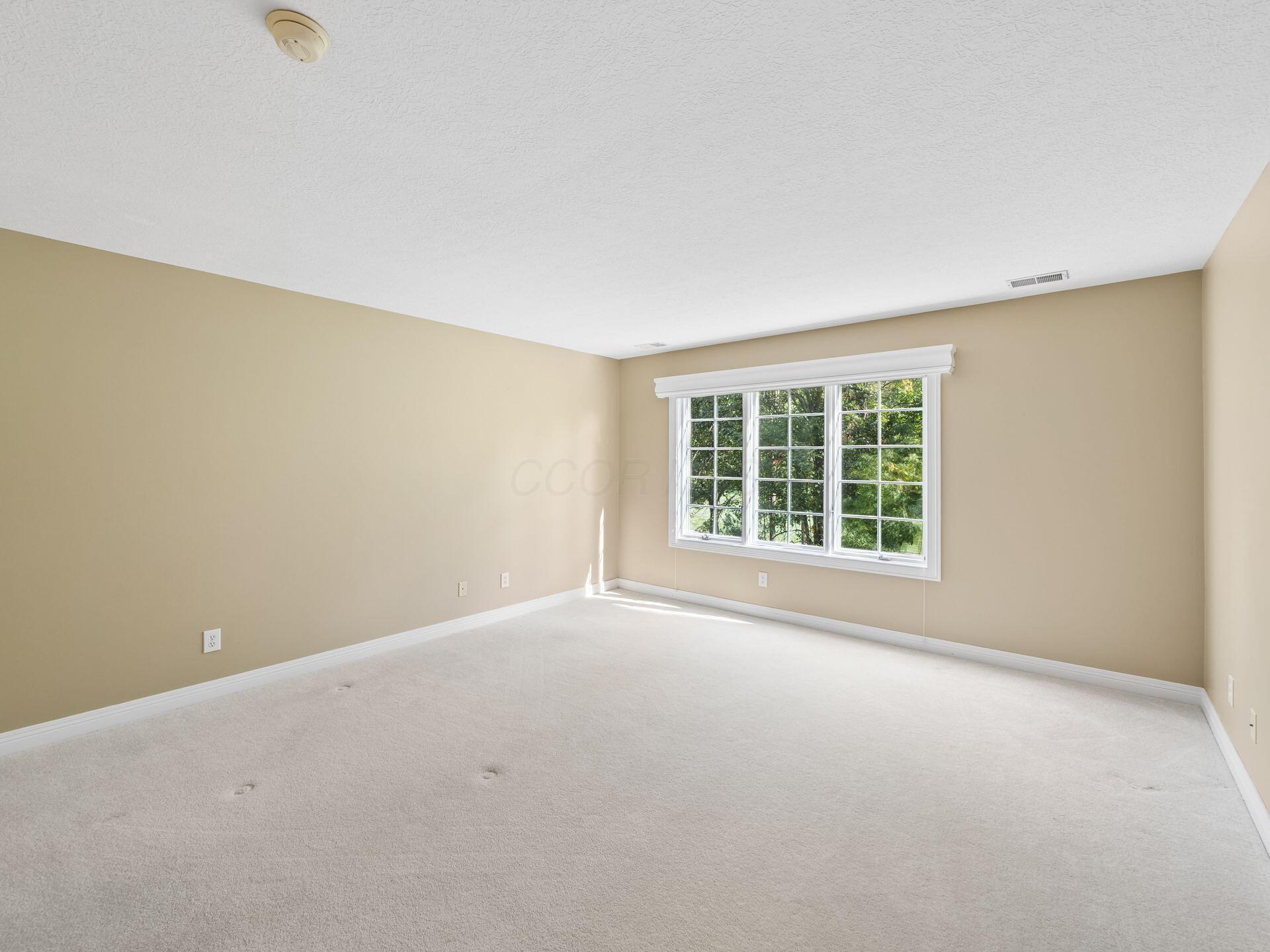 10493 Forest Glen Place Property Photo 31