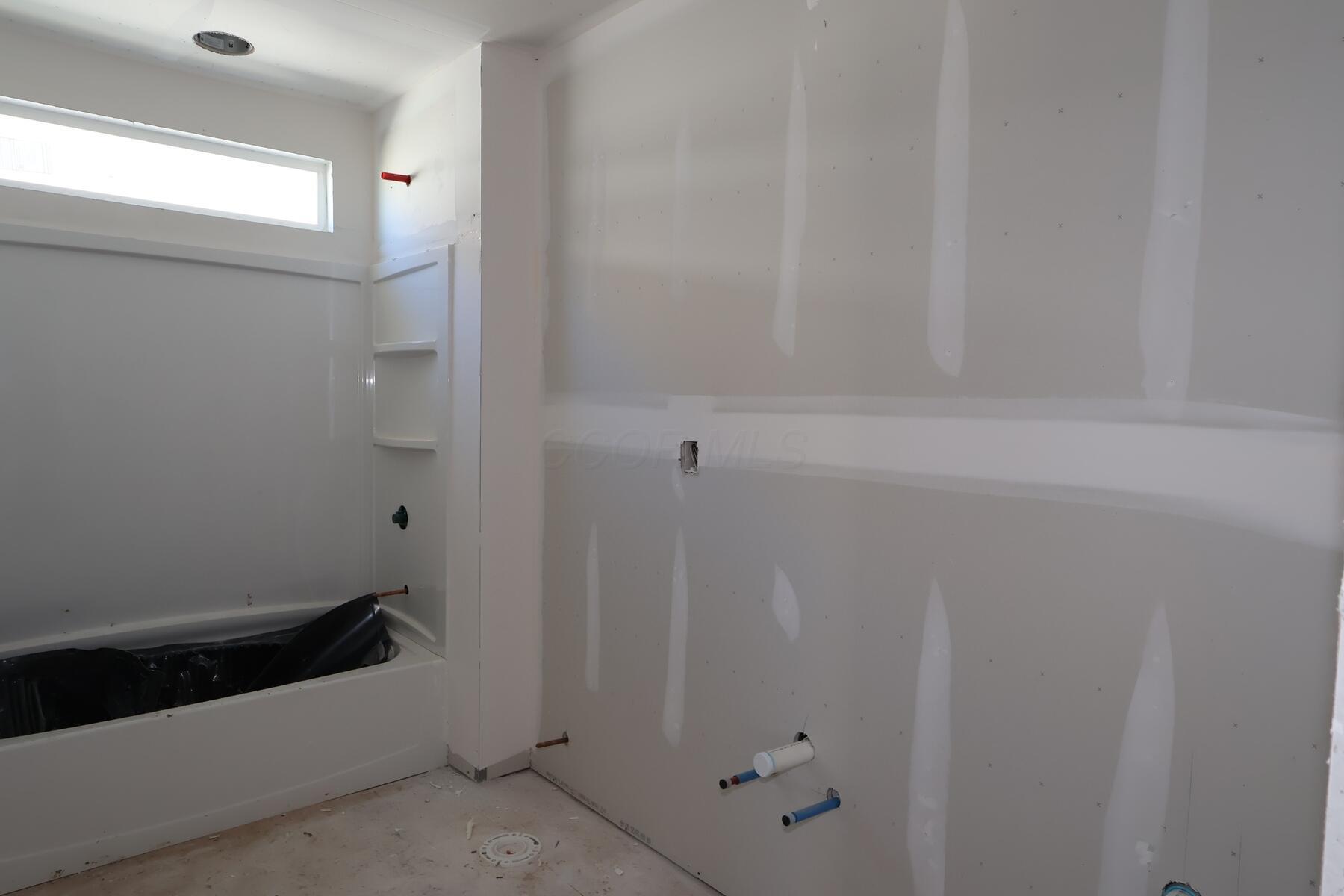 1035 Dawsons Drive Property Photo 7