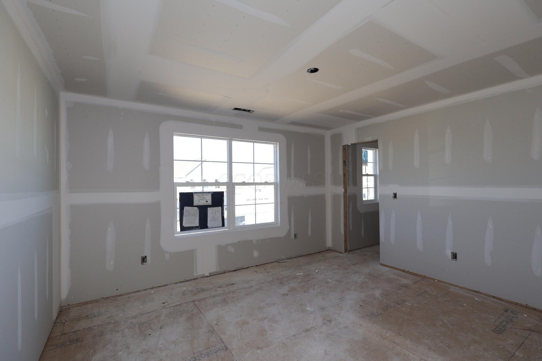1035 Dawsons Drive Property Photo 10