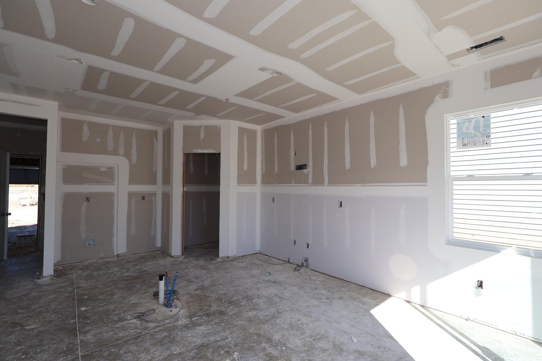 1035 Dawsons Drive Property Photo 13