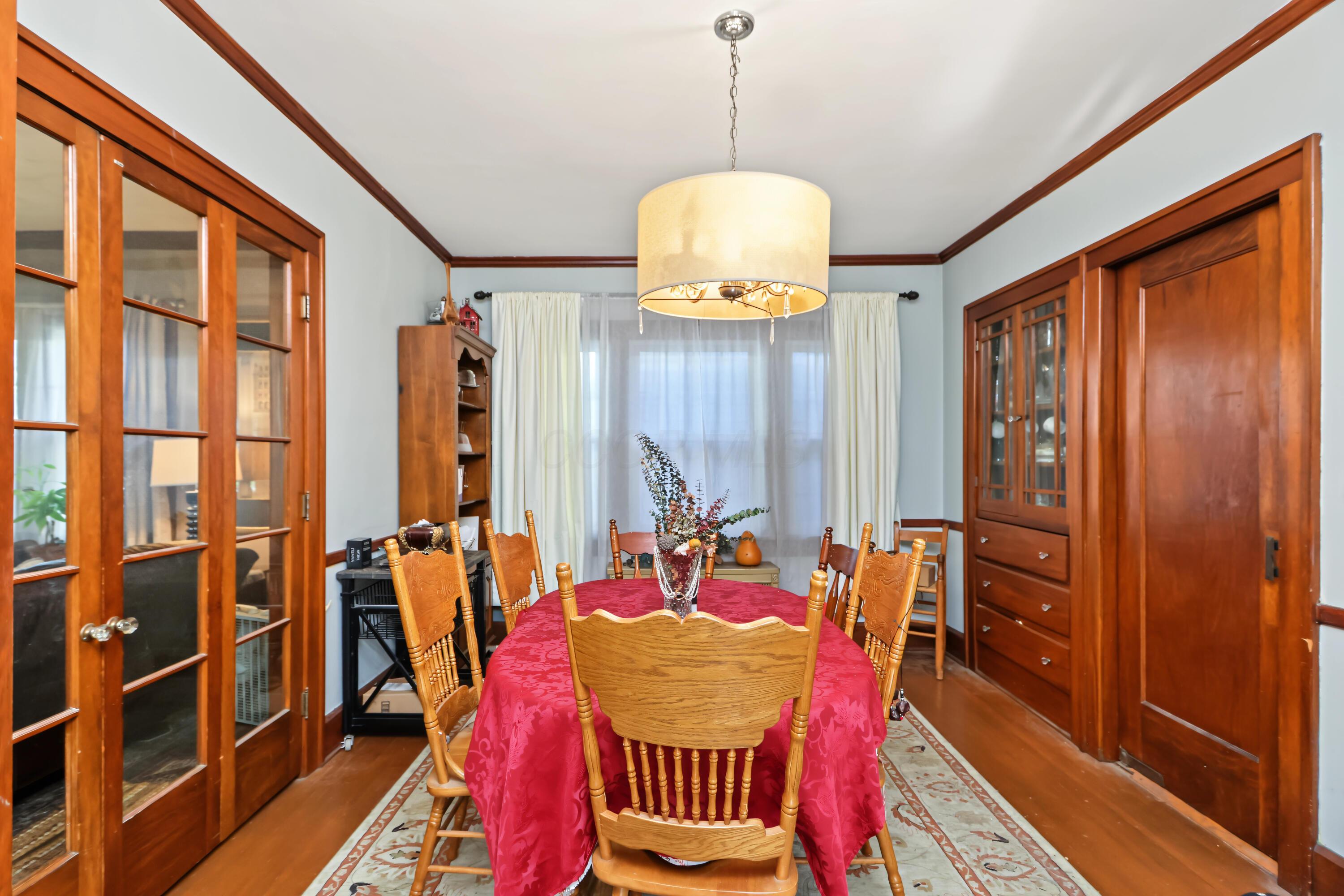 522 W Walnut Street Property Photo 9