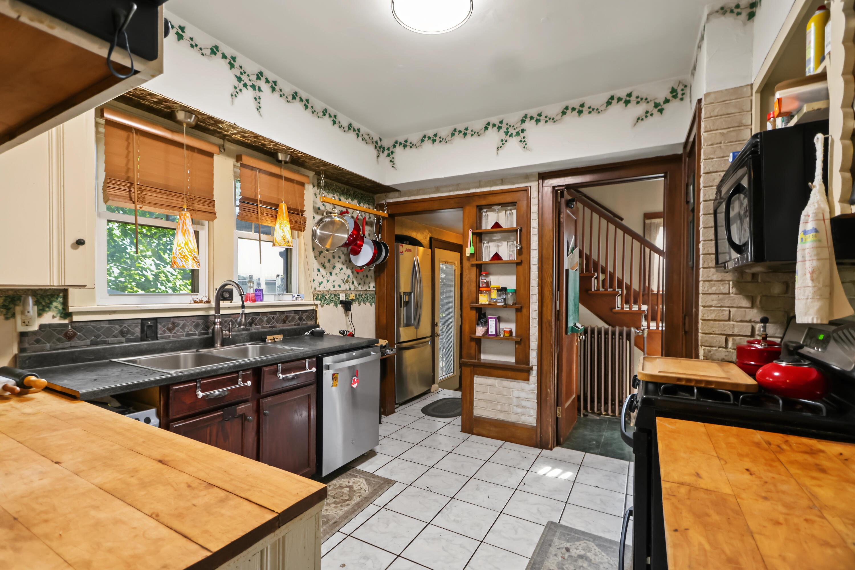 522 W Walnut Street Property Photo 13