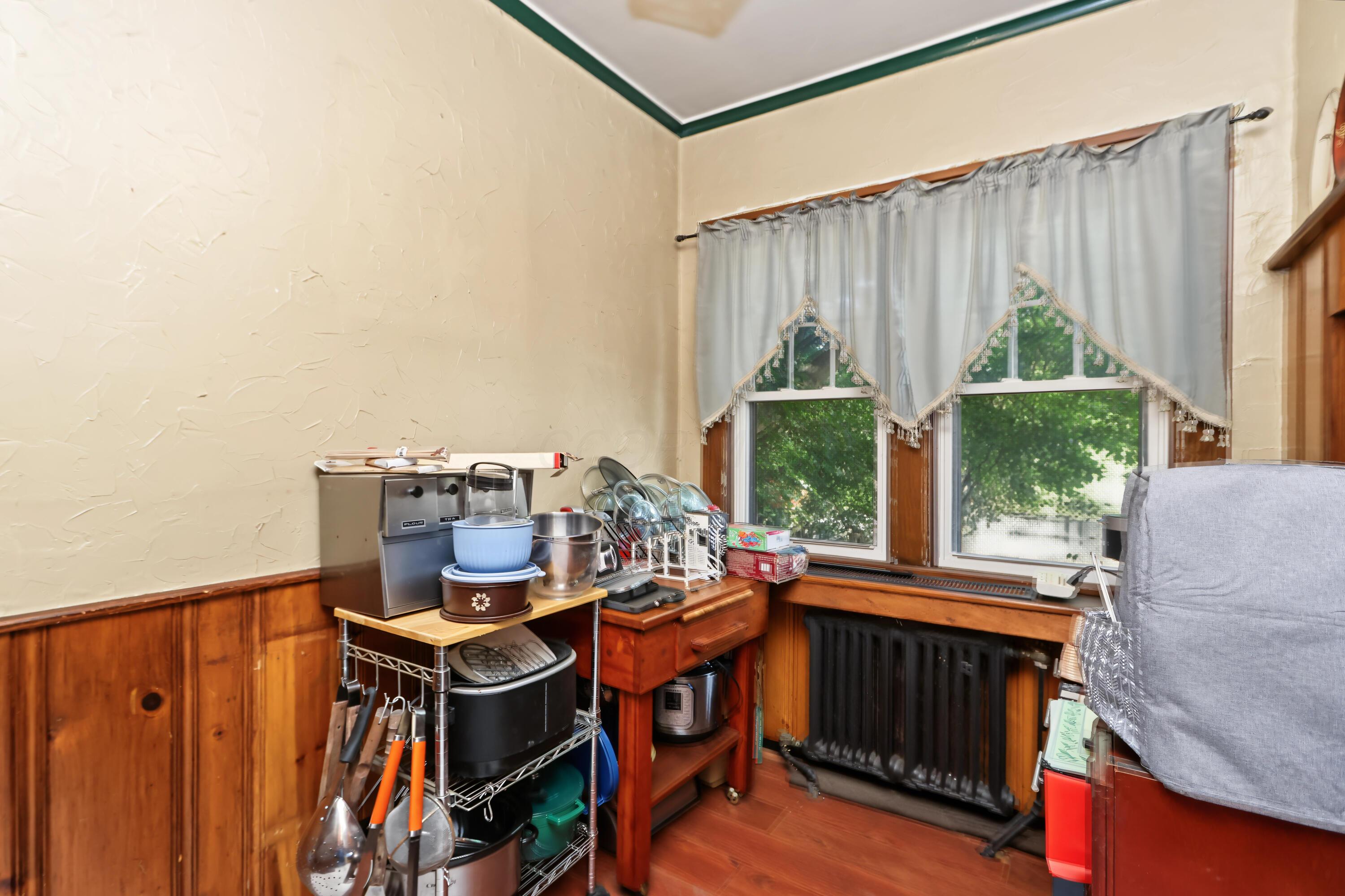 522 W Walnut Street Property Photo 14