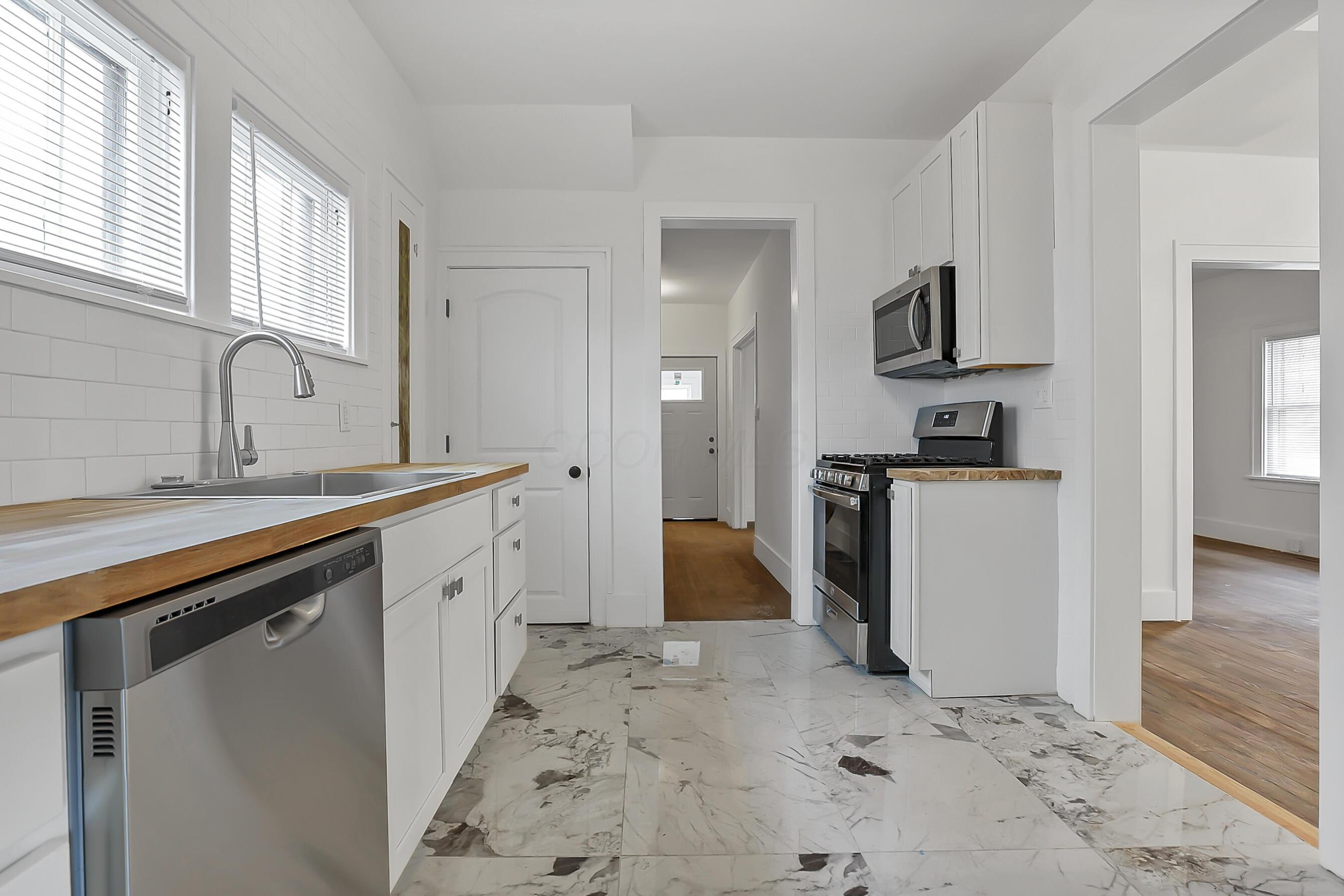 743 Lilley Avenue Property Photo 1
