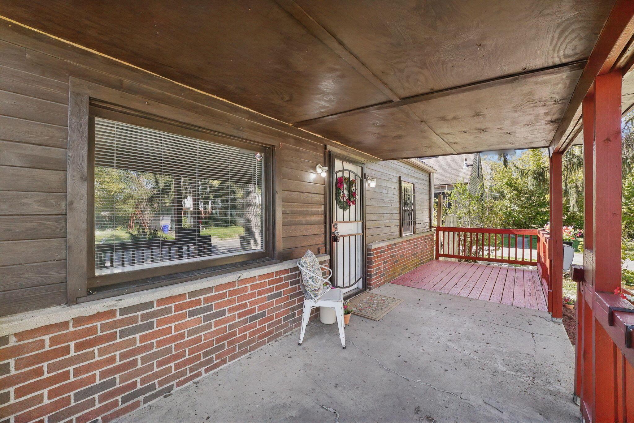 1935 Republic Avenue Property Photo 6