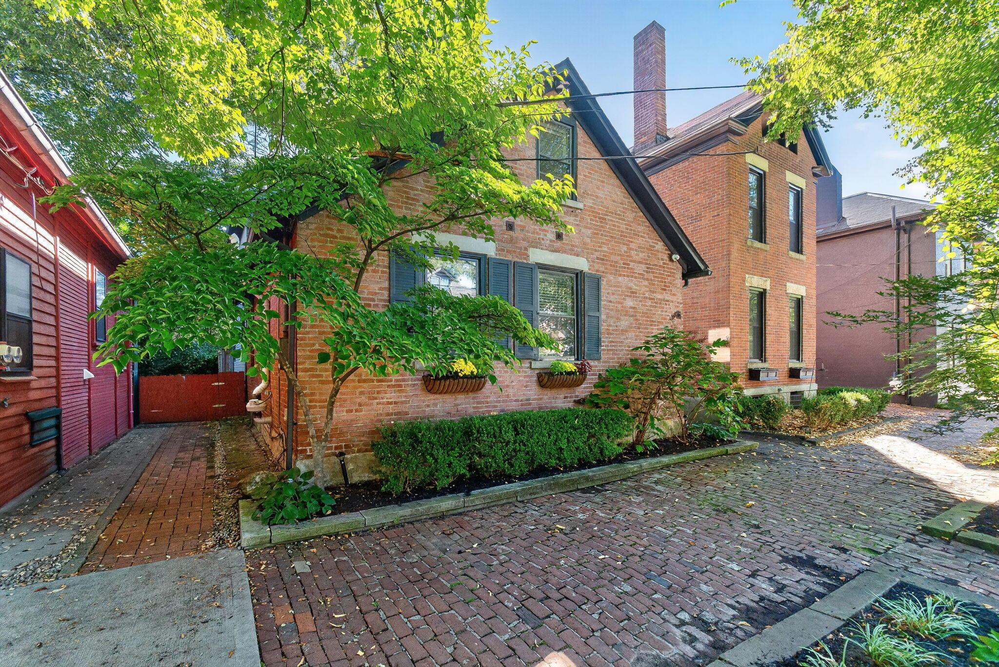 752 City Park Avenue Property Photo 3