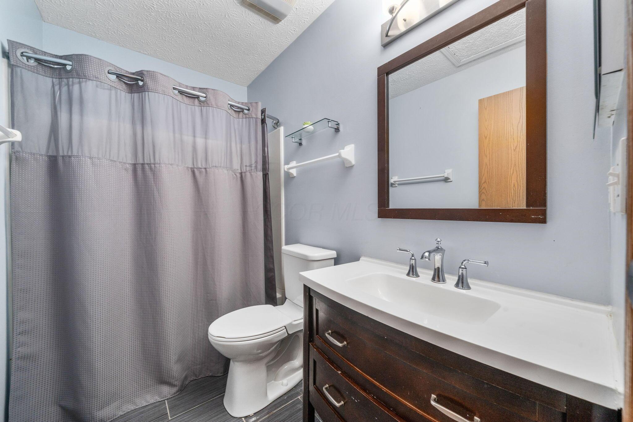 190 Glenkirk Drive, 101b Property Photo 16