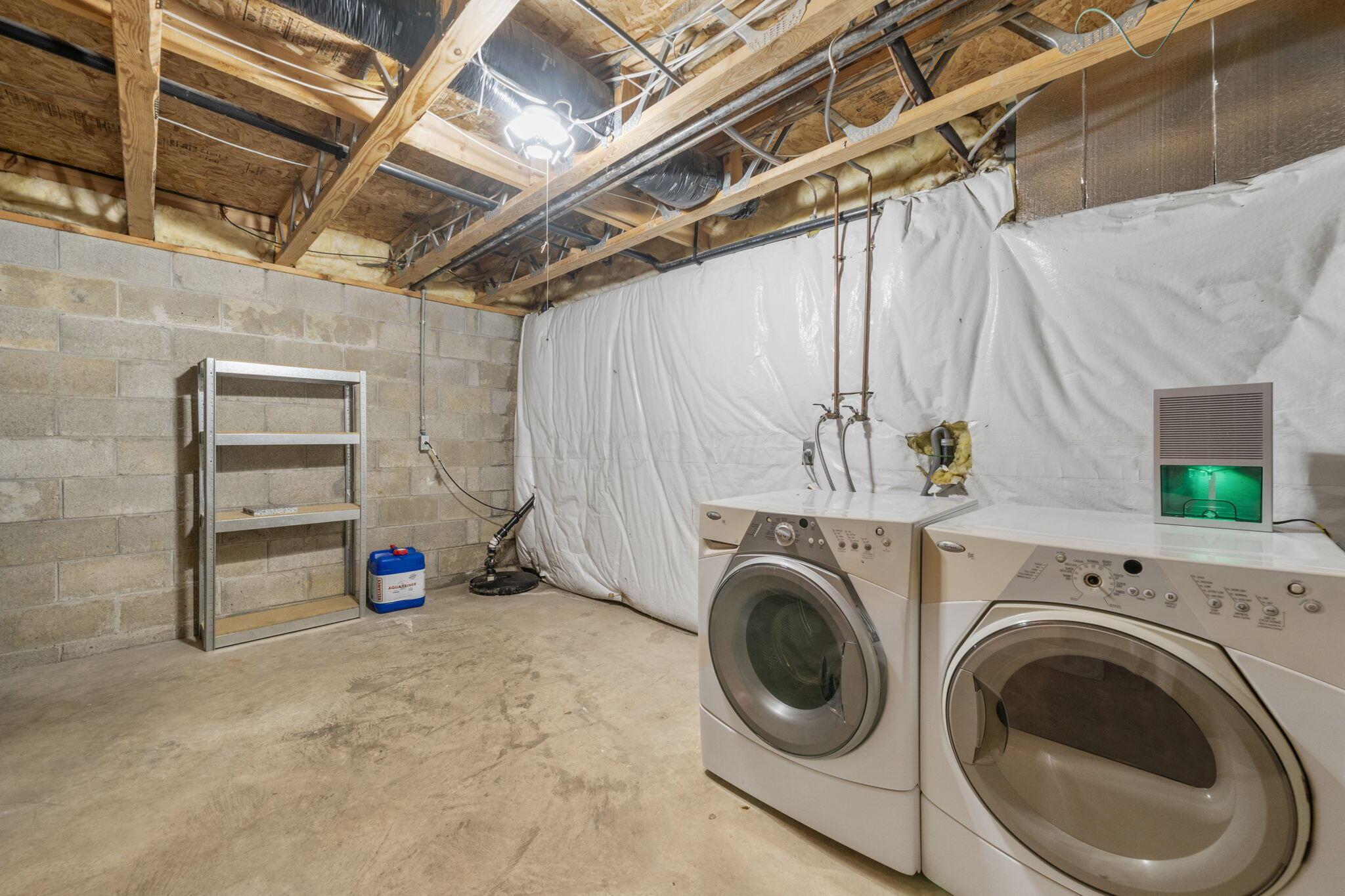 190 Glenkirk Drive, 101b Property Photo 26