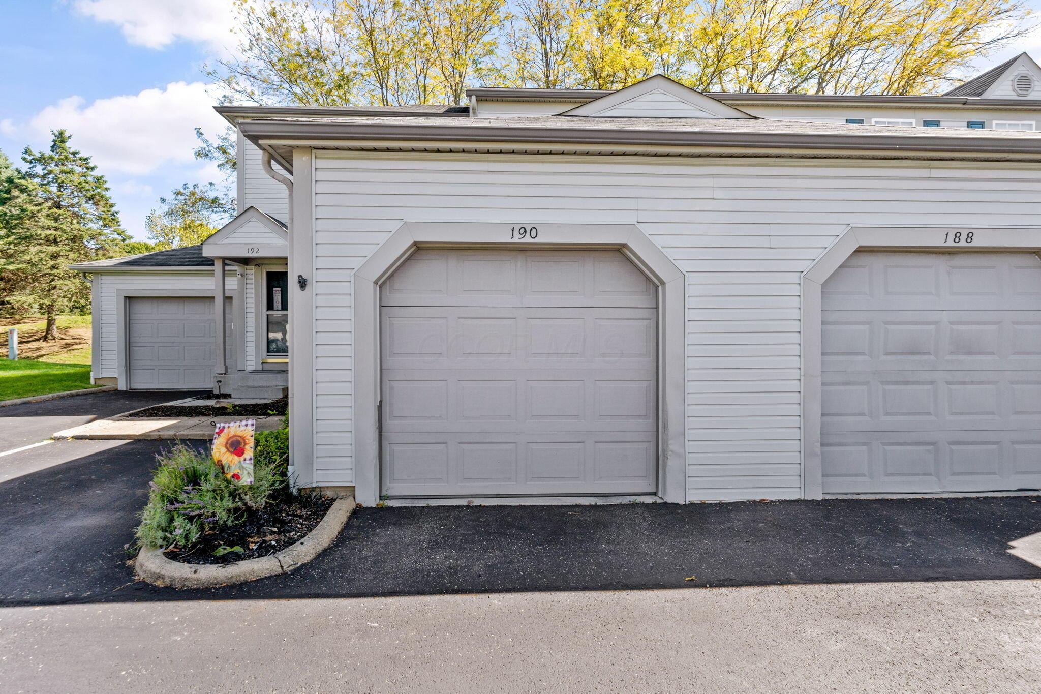 190 Glenkirk Drive, 101b Property Photo 32