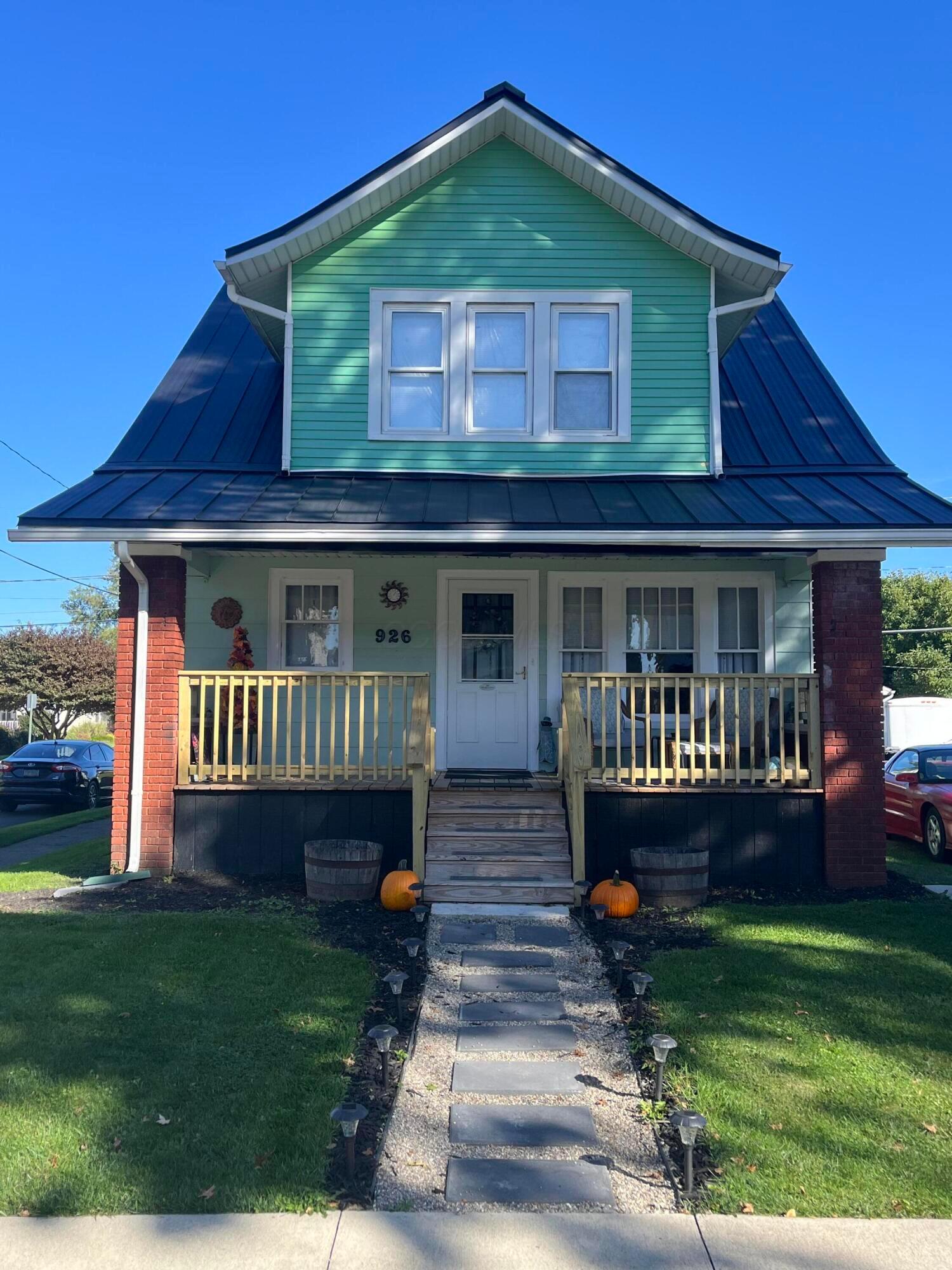926 Rogers Street Property Photo 1