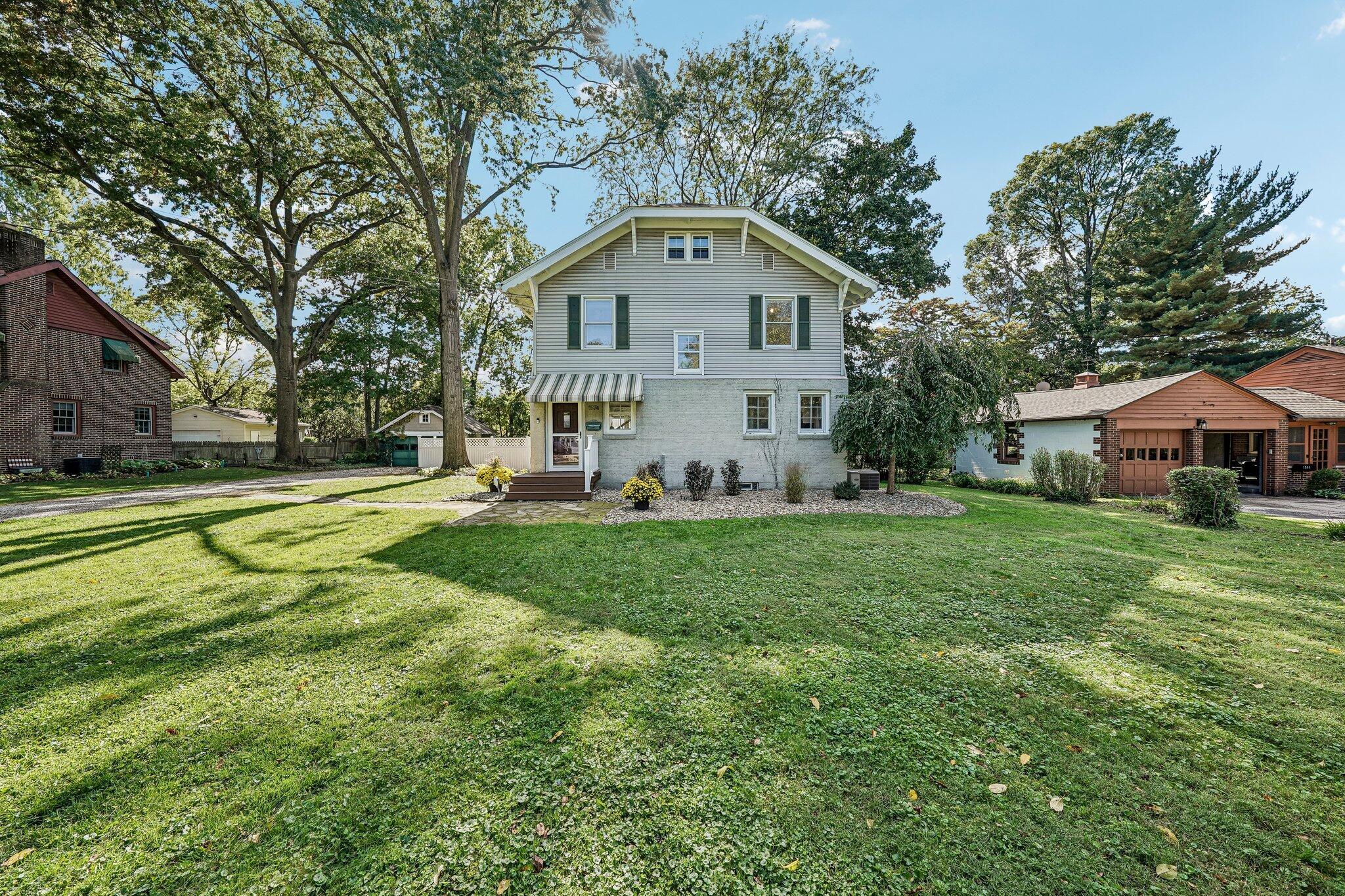 1574 Alton Drive Property Photo 1