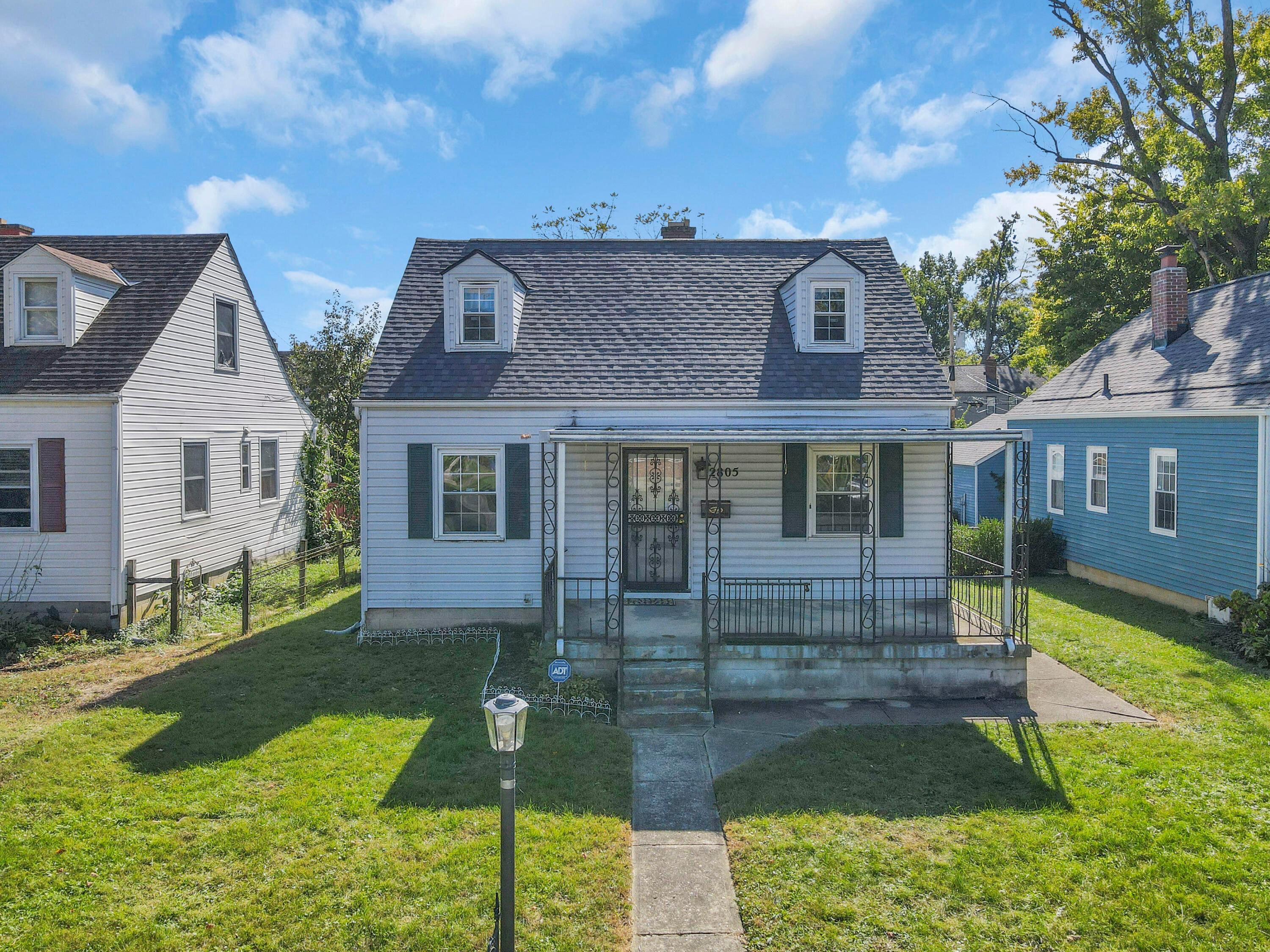 2805 Columbus Avenue Property Photo 1