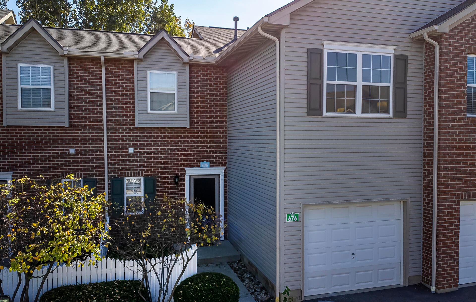 676 Spring Valley Drive Property Photo 1