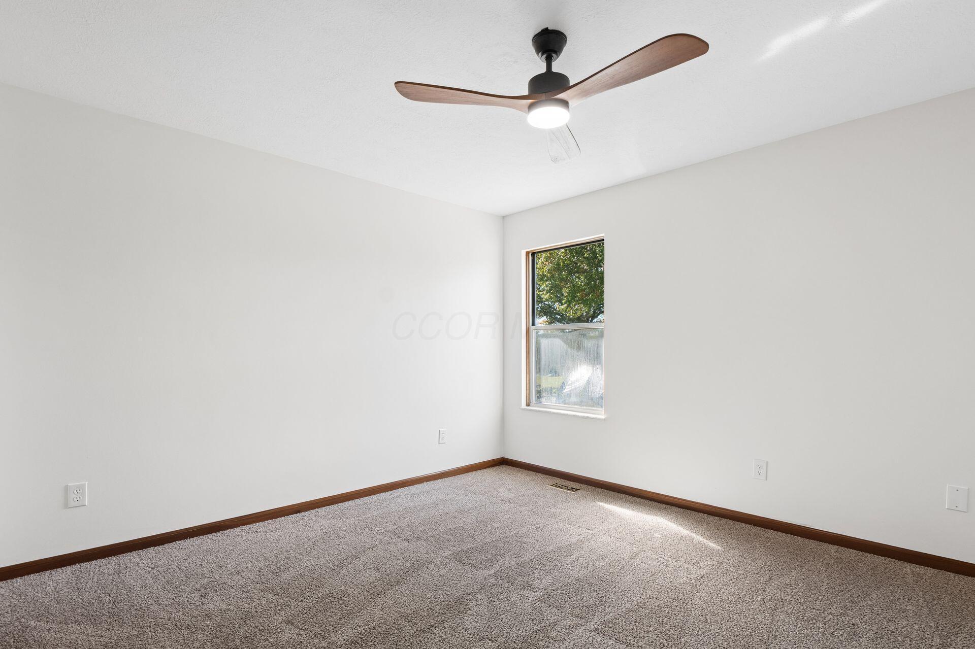 279 Burns Drive Property Photo 28