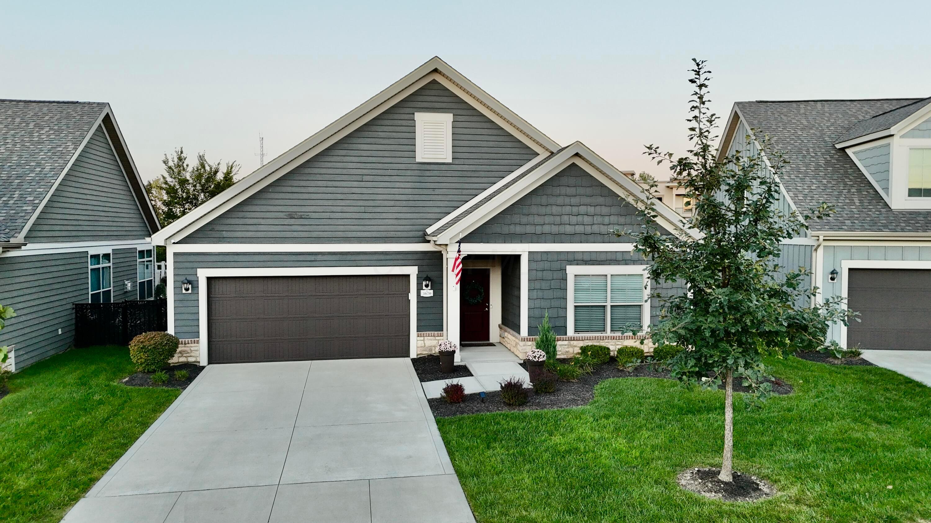 3670 Backstretch Way Property Photo 3