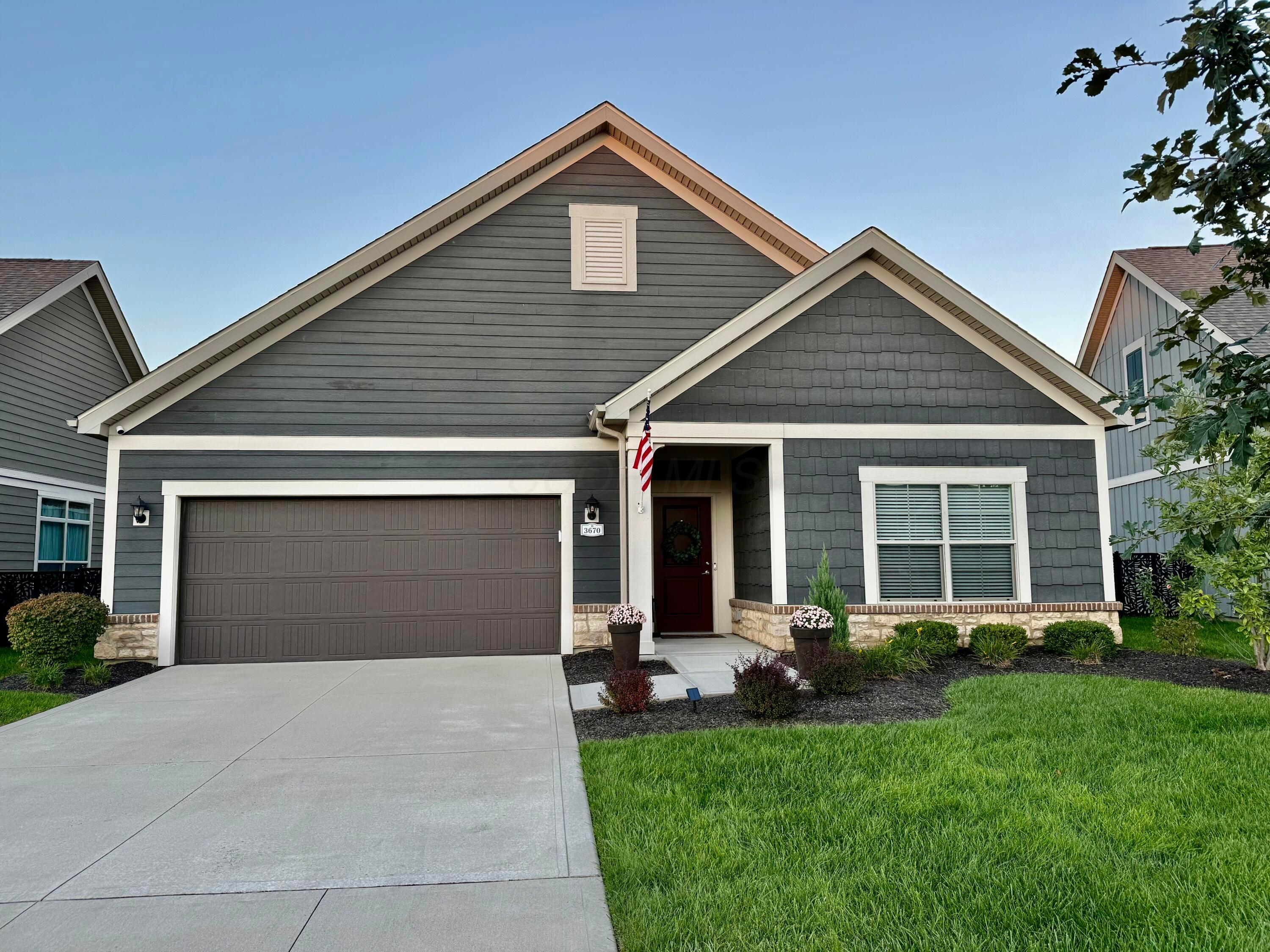 3670 Backstretch Way Property Photo 5