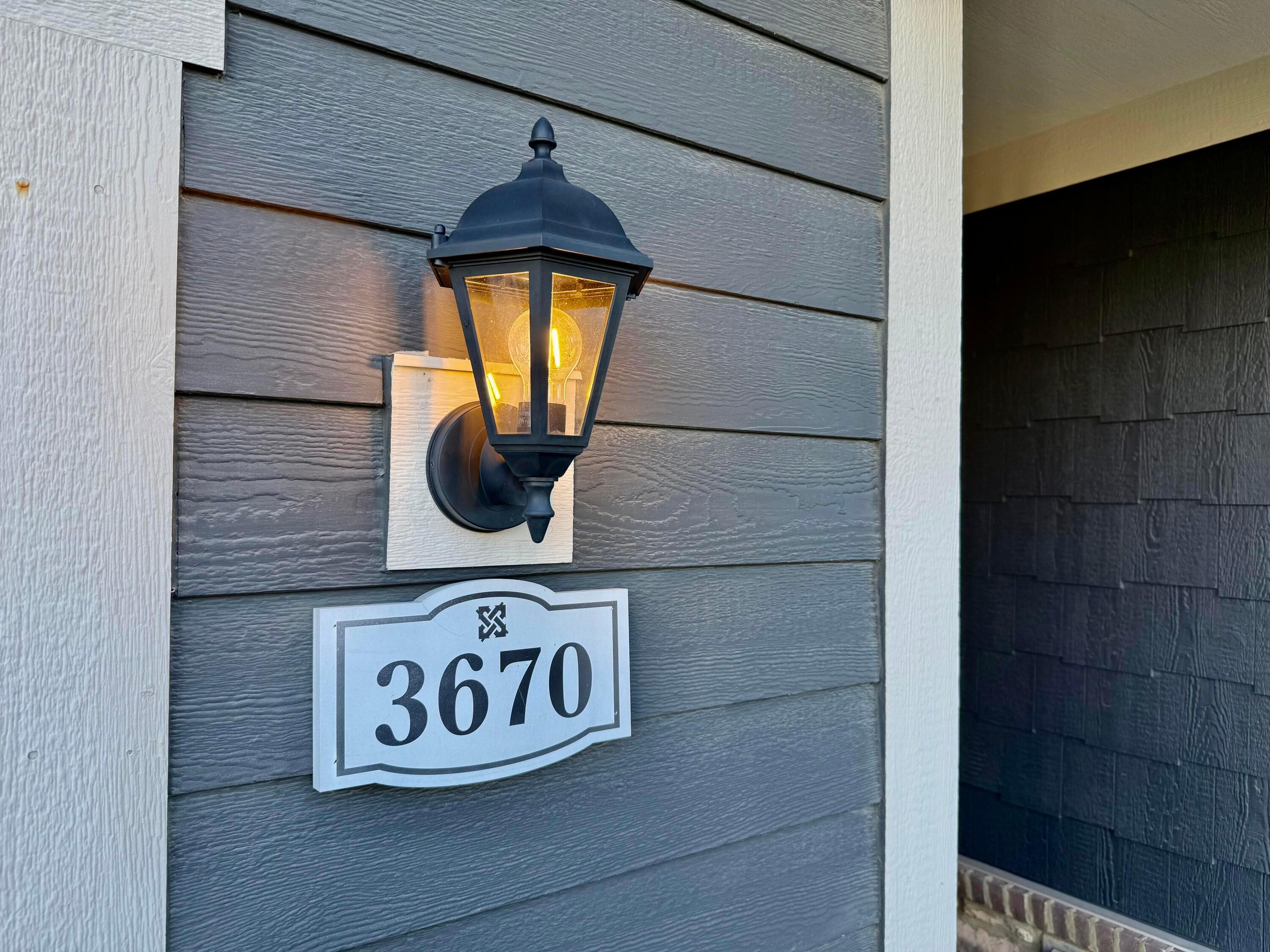 3670 Backstretch Way Property Photo 7