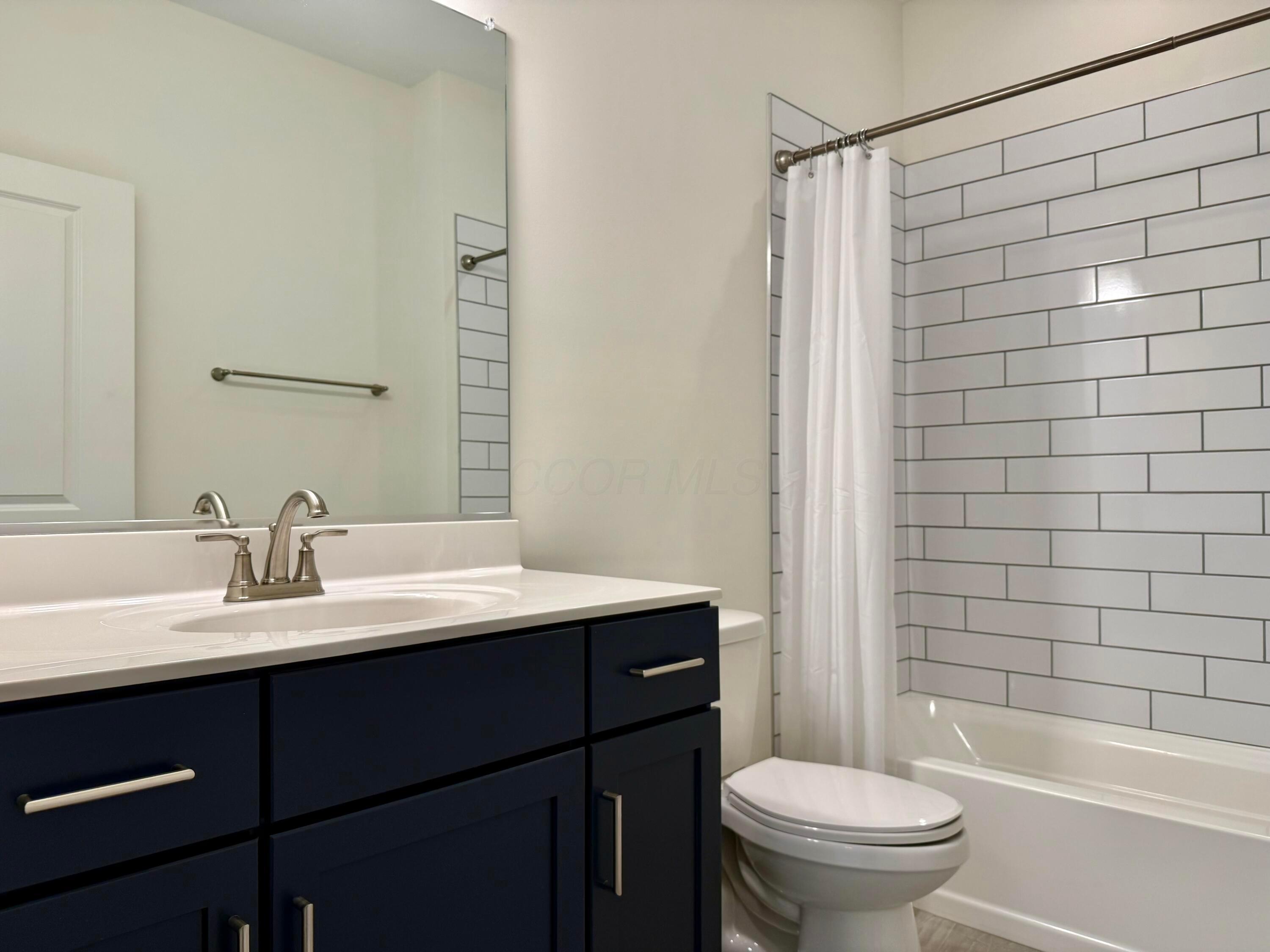 3670 Backstretch Way Property Photo 18