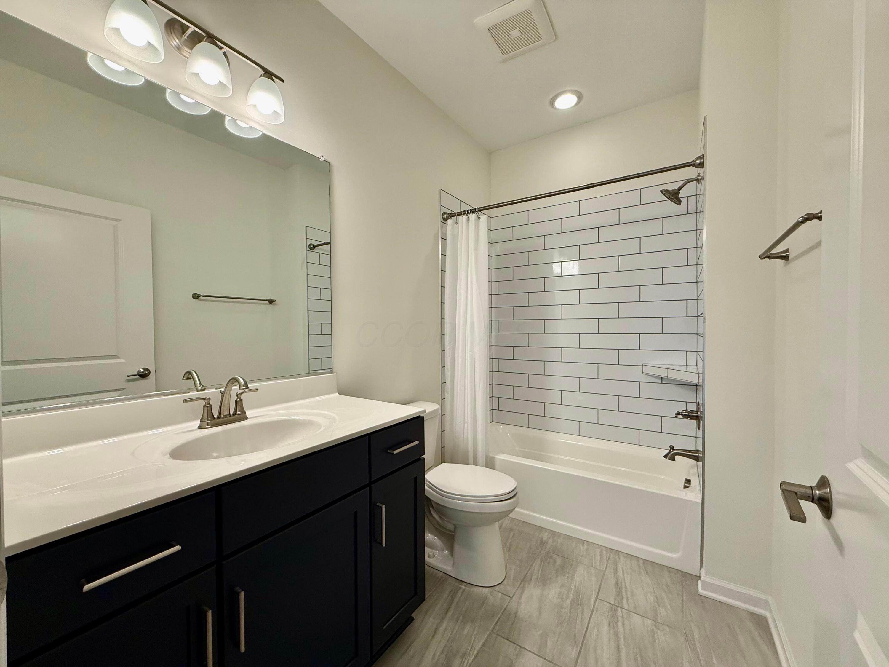 3670 Backstretch Way Property Photo 19