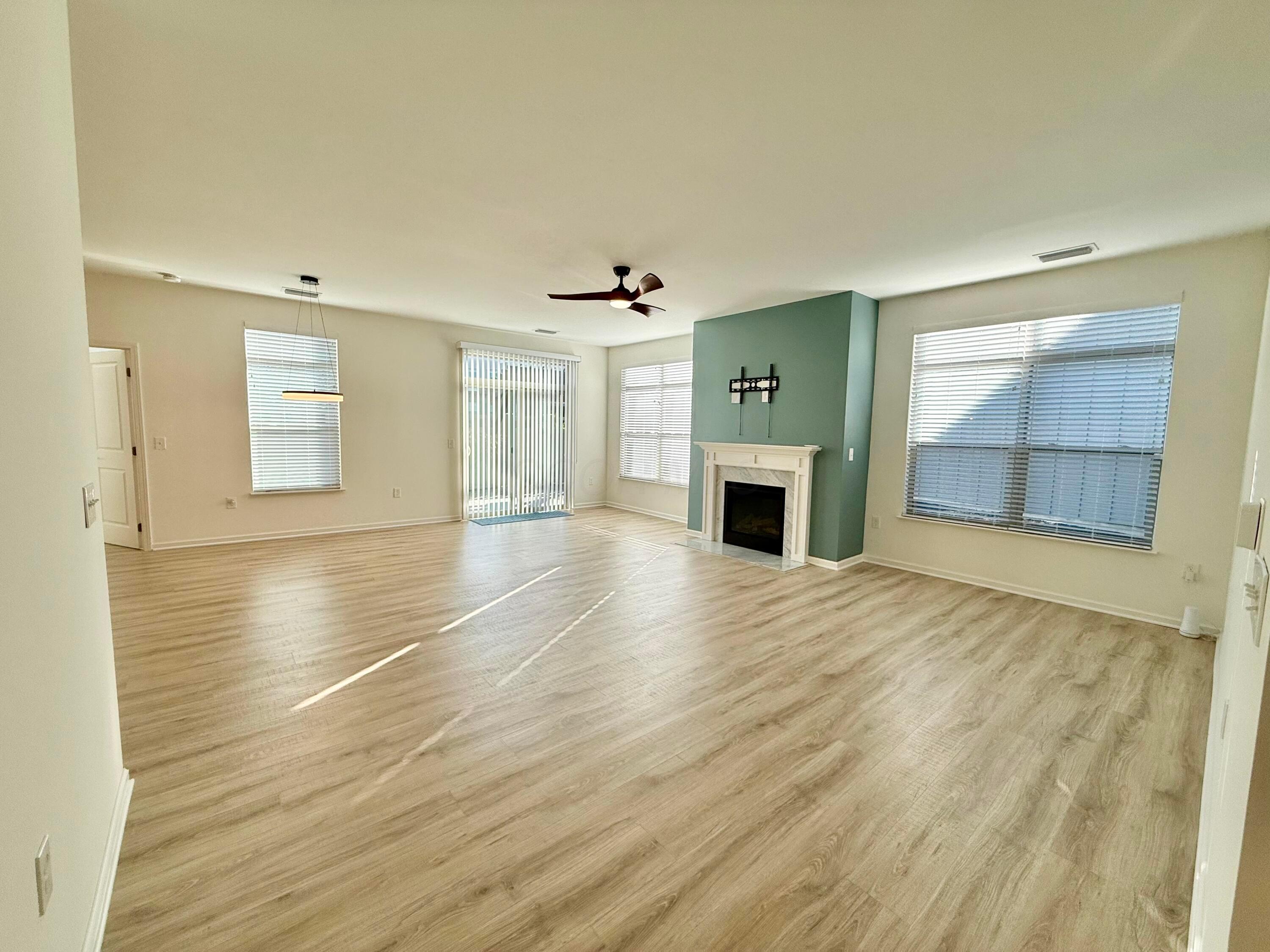 3670 Backstretch Way Property Photo 24