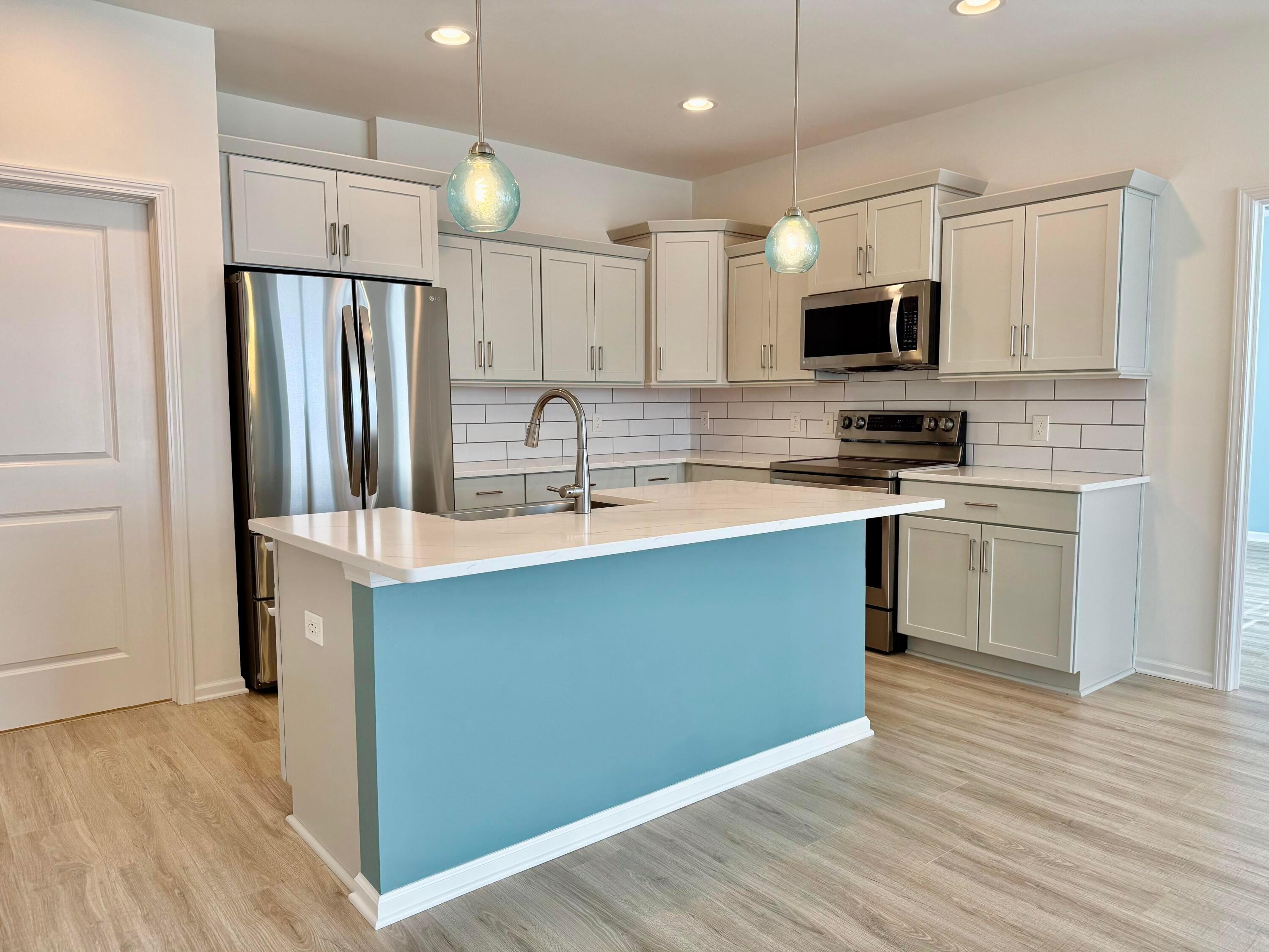 3670 Backstretch Way Property Photo 32