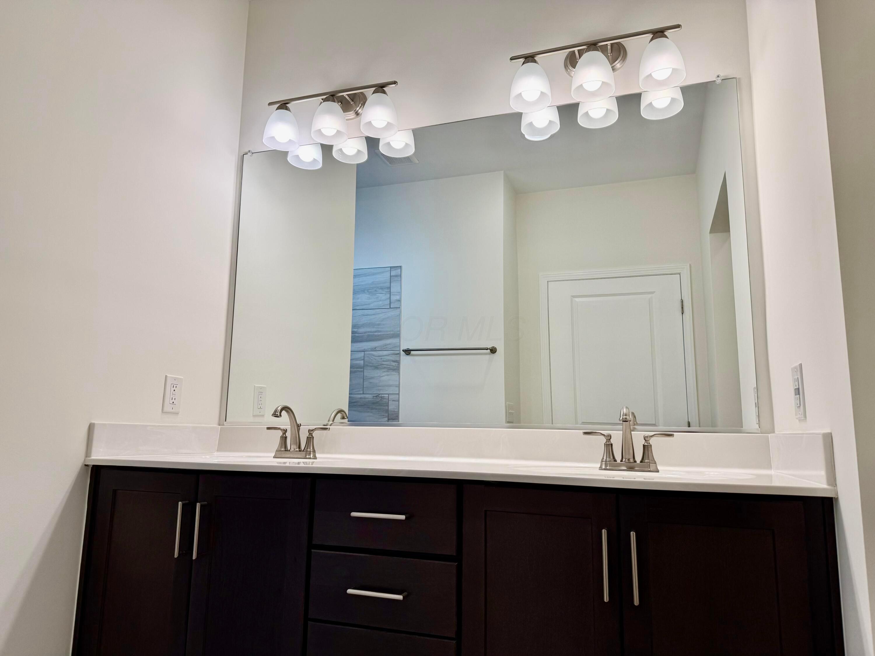 3670 Backstretch Way Property Photo 46