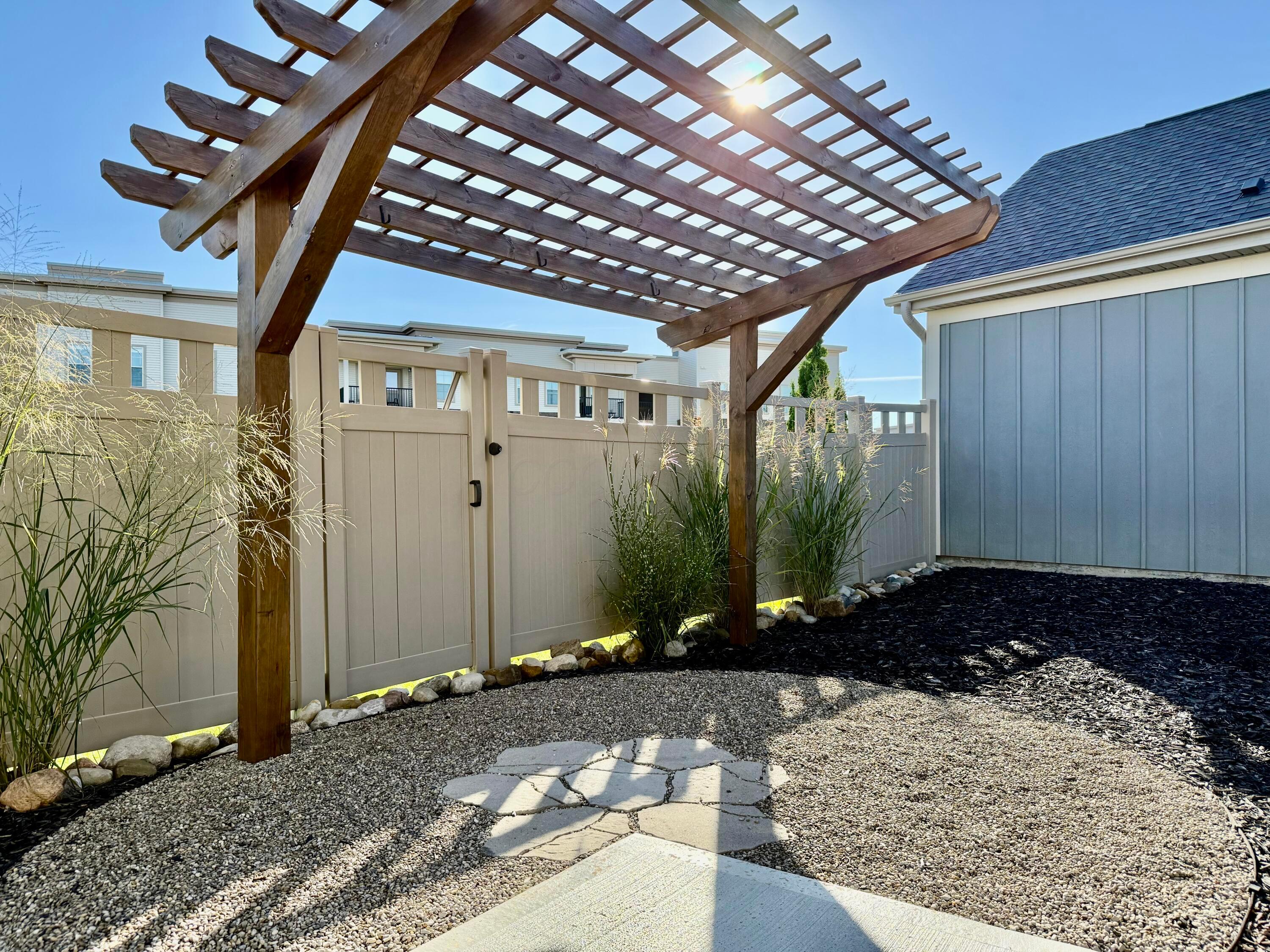 3670 Backstretch Way Property Photo 58