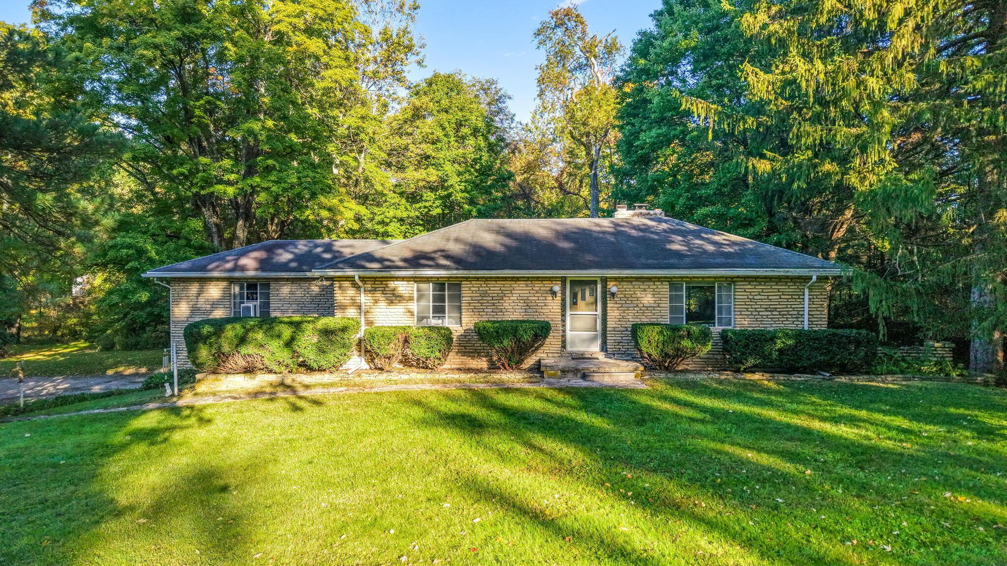7868 Clark State Road Property Photo 1