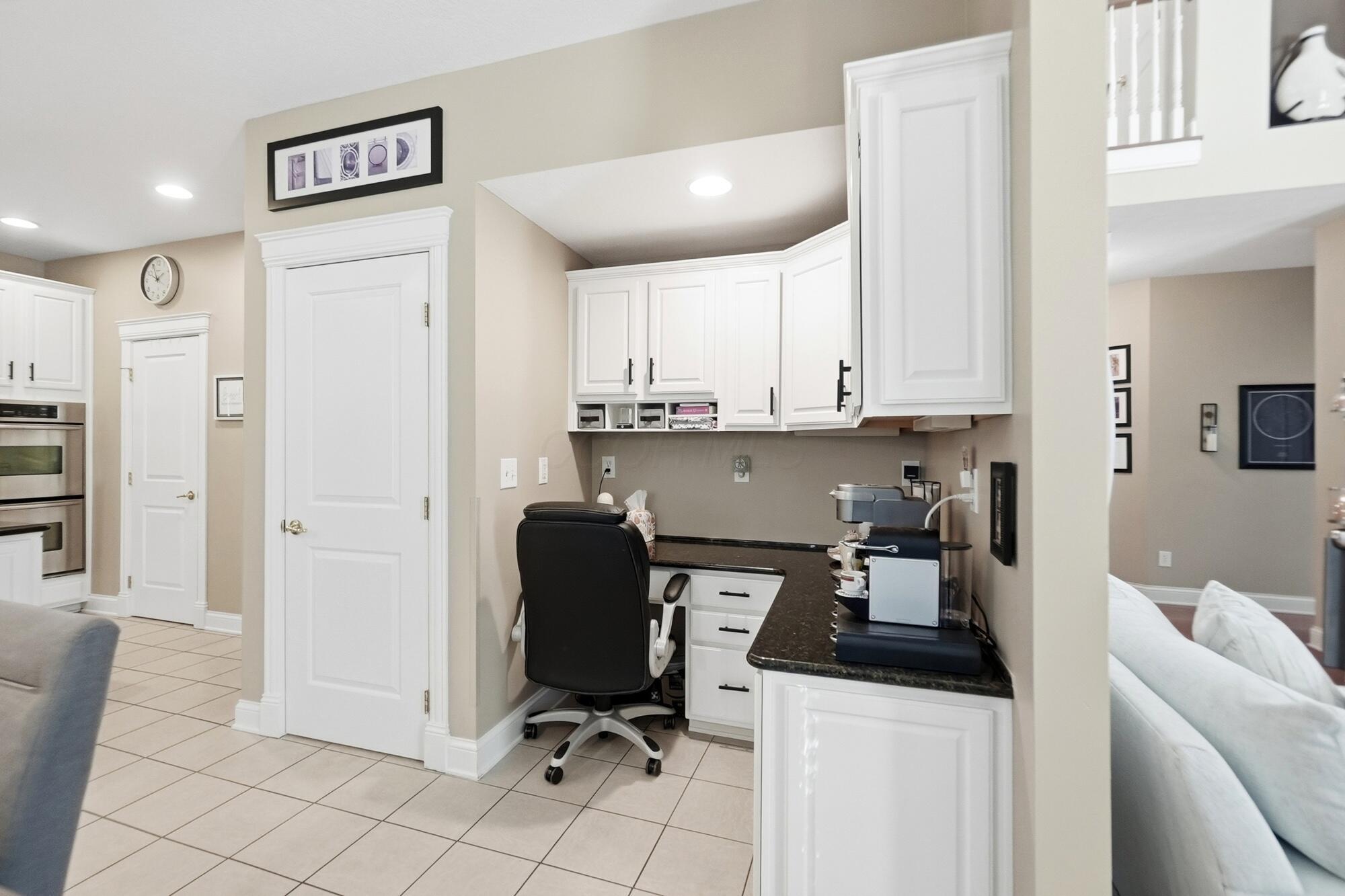 8460 Trail Lake Drive Property Photo 14