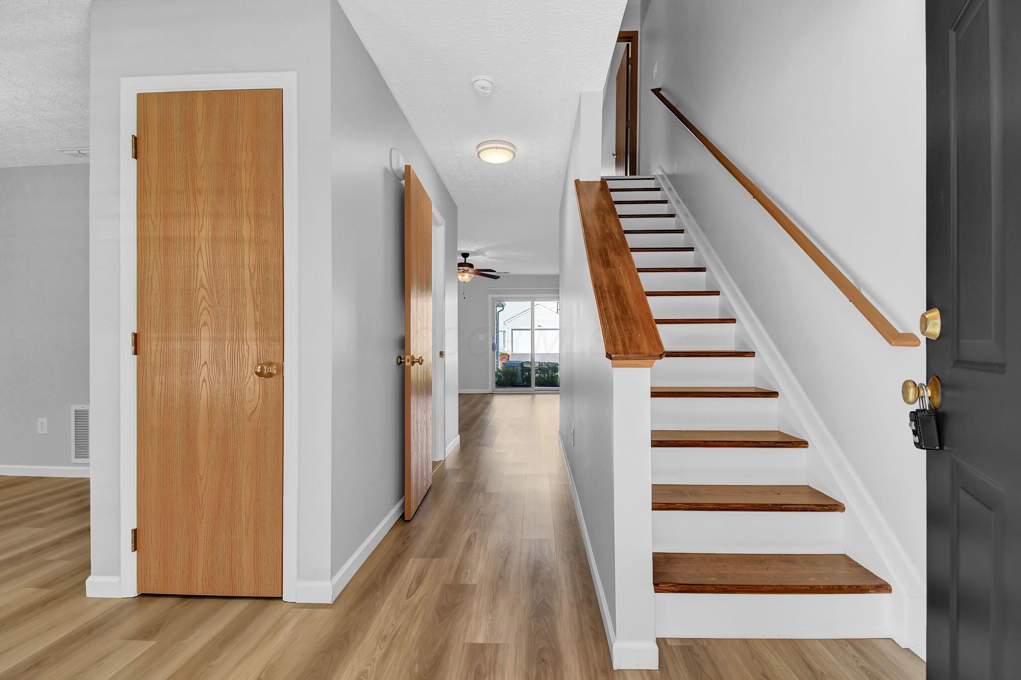 7764 Jefferson Run, 98 Property Photo 6