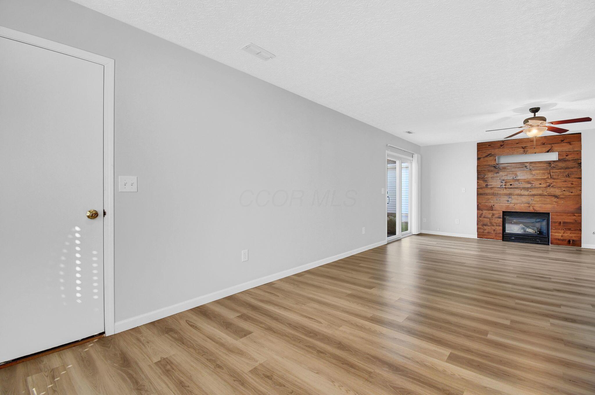 7764 Jefferson Run, 98 Property Photo 14