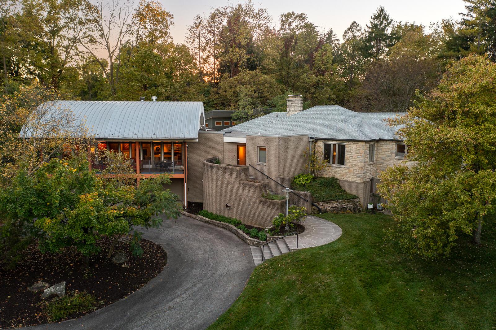 5415 Linworth Road Property Photo 1
