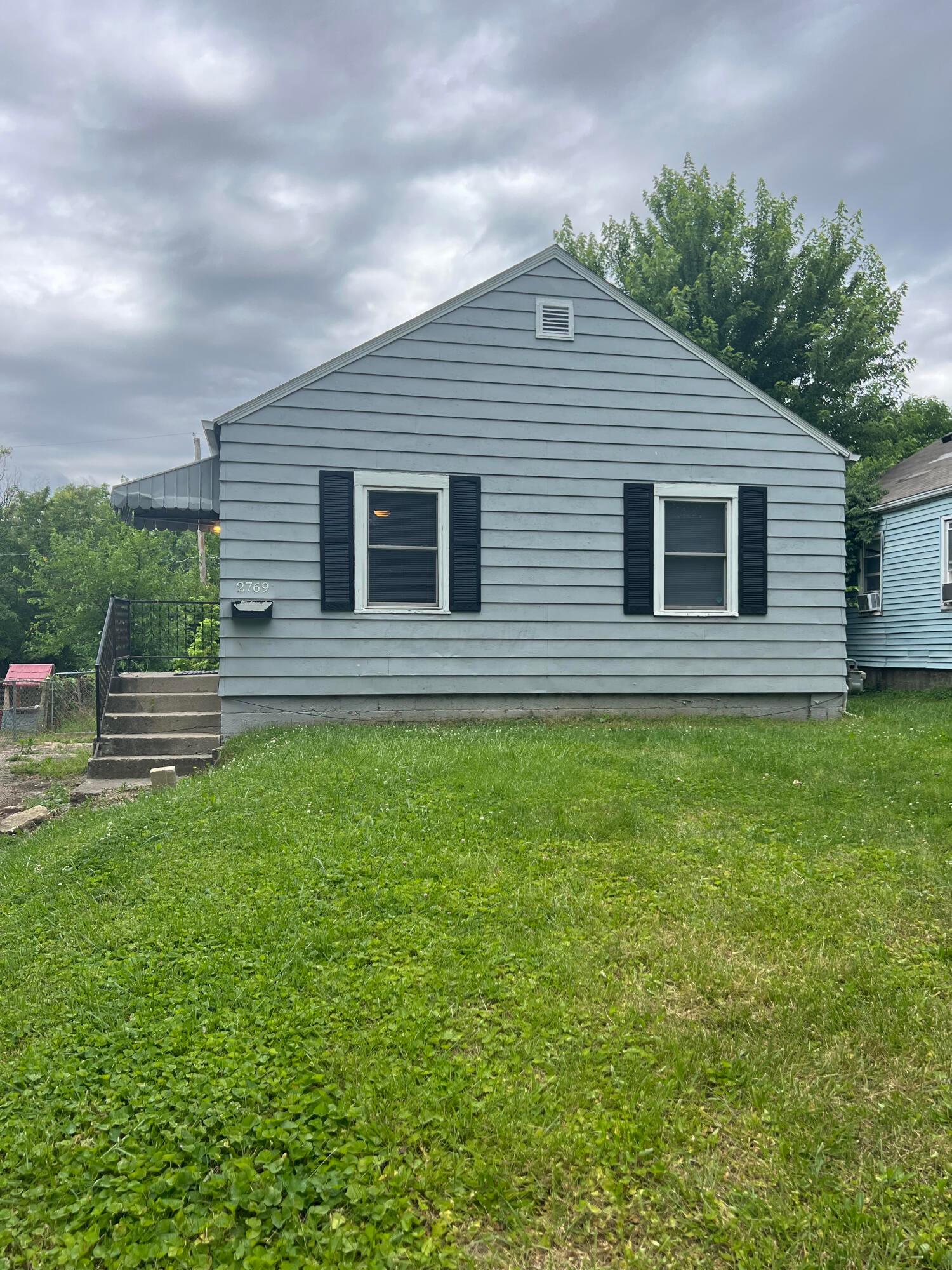 2769 Mcguffey Road Property Photo 1