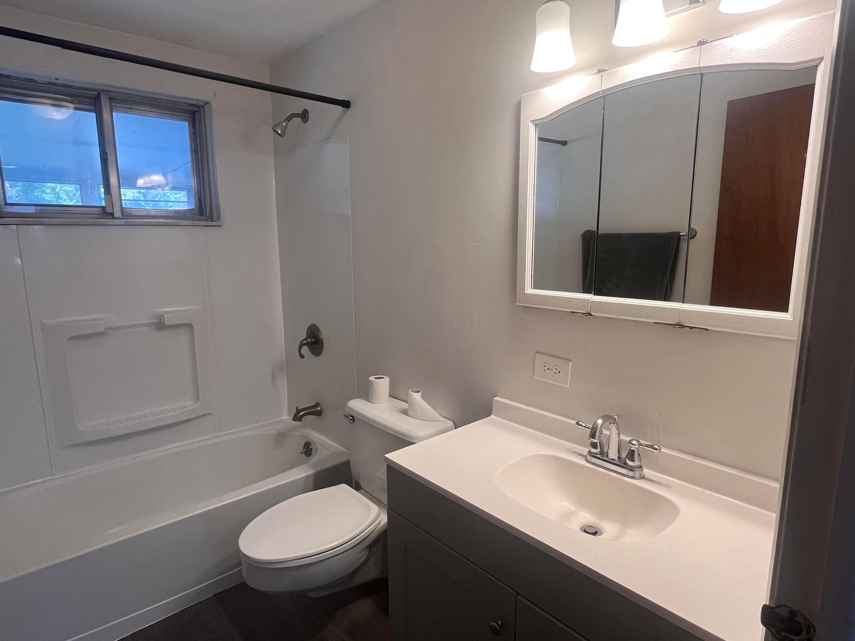 3440 Binbrook Road N Property Photo 11