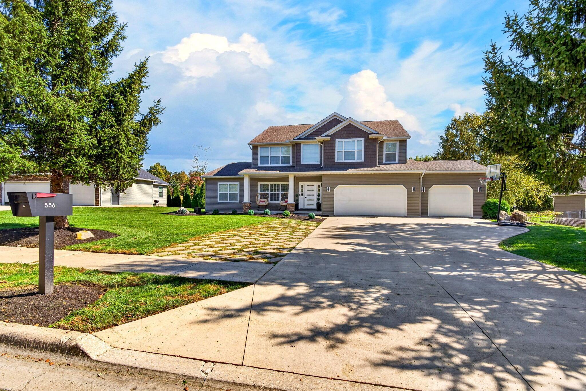 556 Kasons Way Property Photo 3